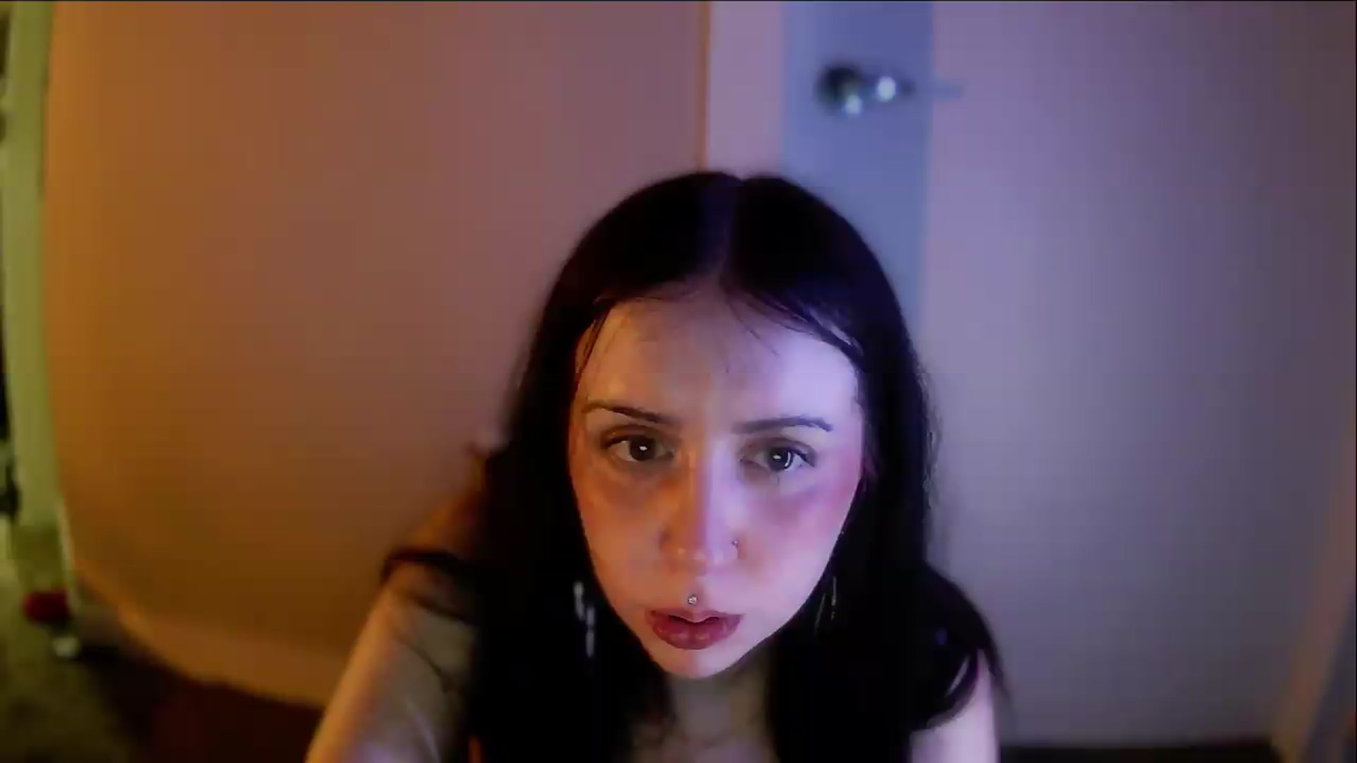 Gallery image thumbnail from Vixendrips's myfreecams stream on, 05/24/2026, 06:52 image 11 of 20