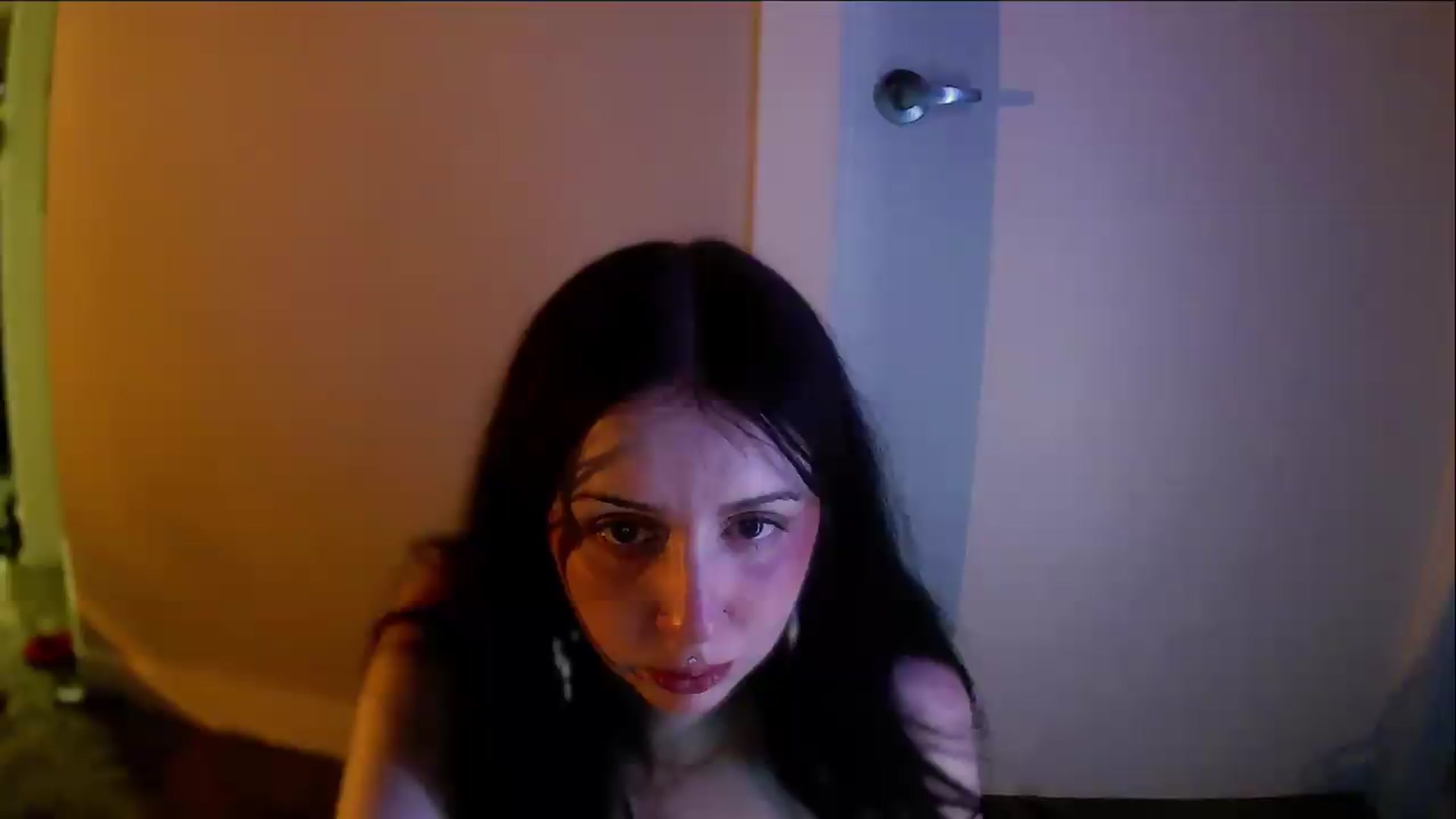 Gallery image thumbnail from Vixendrips's myfreecams stream on, 05/24/2026, 06:52 image 15 of 20