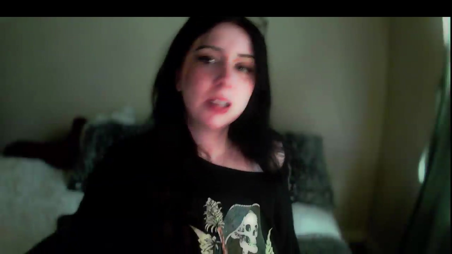 Gallery image thumbnail from Vixendrips's myfreecams stream on, 05/29/2026, 18:46 image 11 of 20