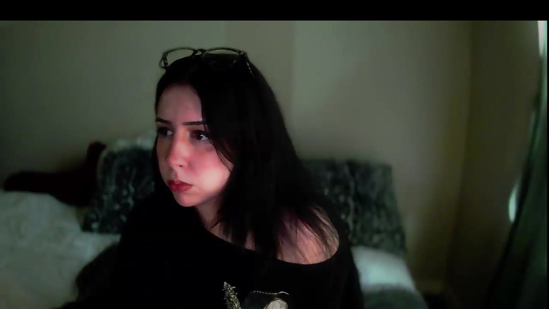 Gallery image thumbnail from Vixendrips's myfreecams stream on, 05/29/2026, 18:46 image 19 of 20