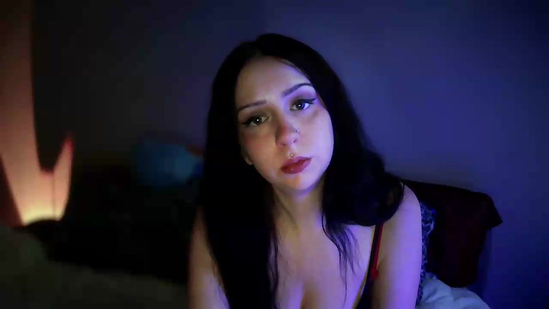 Gallery image thumbnail from Vixendrips's myfreecams stream on, 07/10/2026, 19:19 image 2 of 20