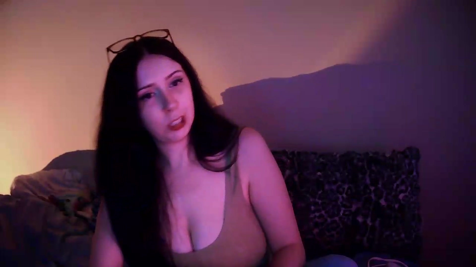 Gallery image thumbnail from Vixendrips's myfreecams stream on, 08/02/2026, 19:46 image 15 of 20