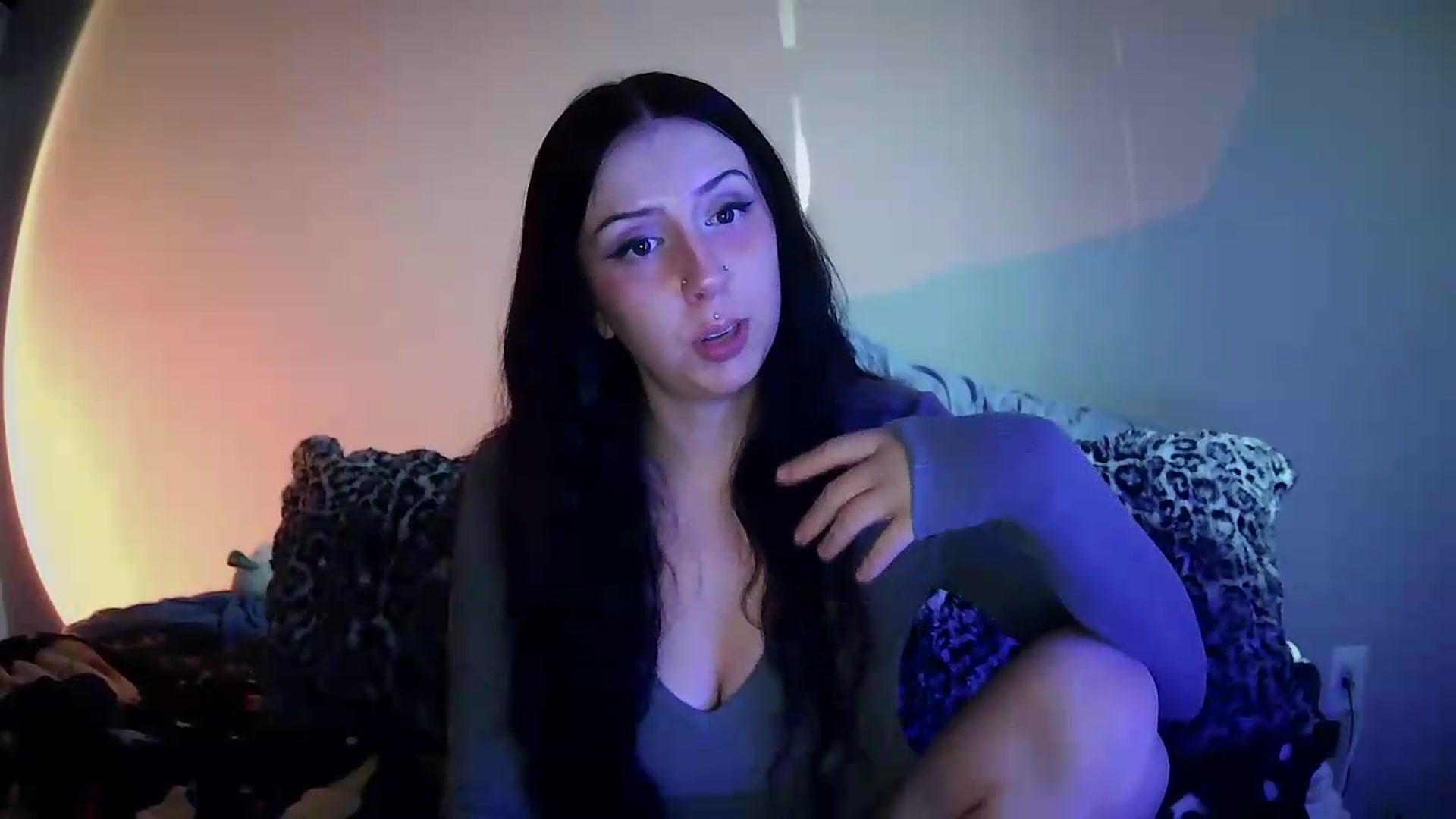 Gallery image thumbnail from Vixendrips's myfreecams stream on, 08/09/2026, 19:54 image 6 of 20