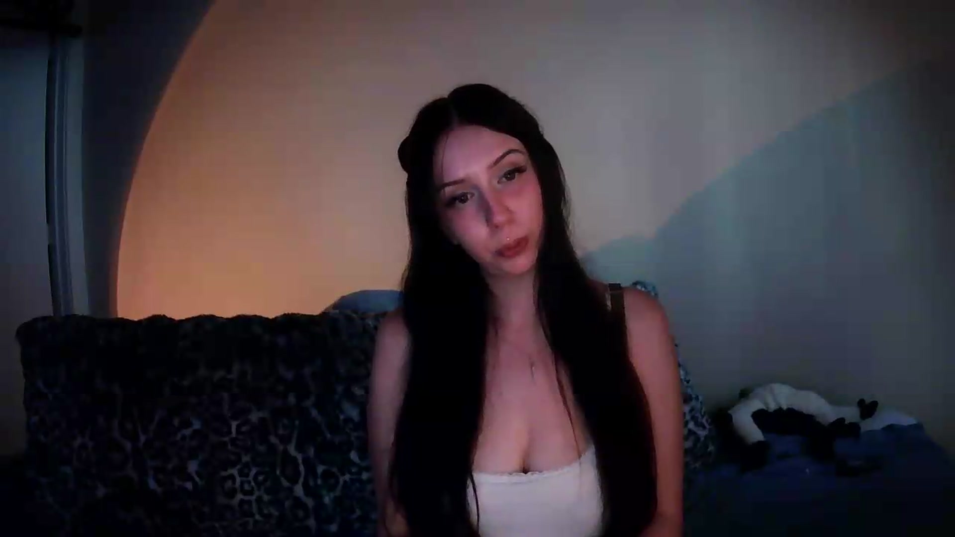 Gallery image thumbnail from Vixendrips's myfreecams stream on, 08/24/2026, 24:02 image 9 of 20