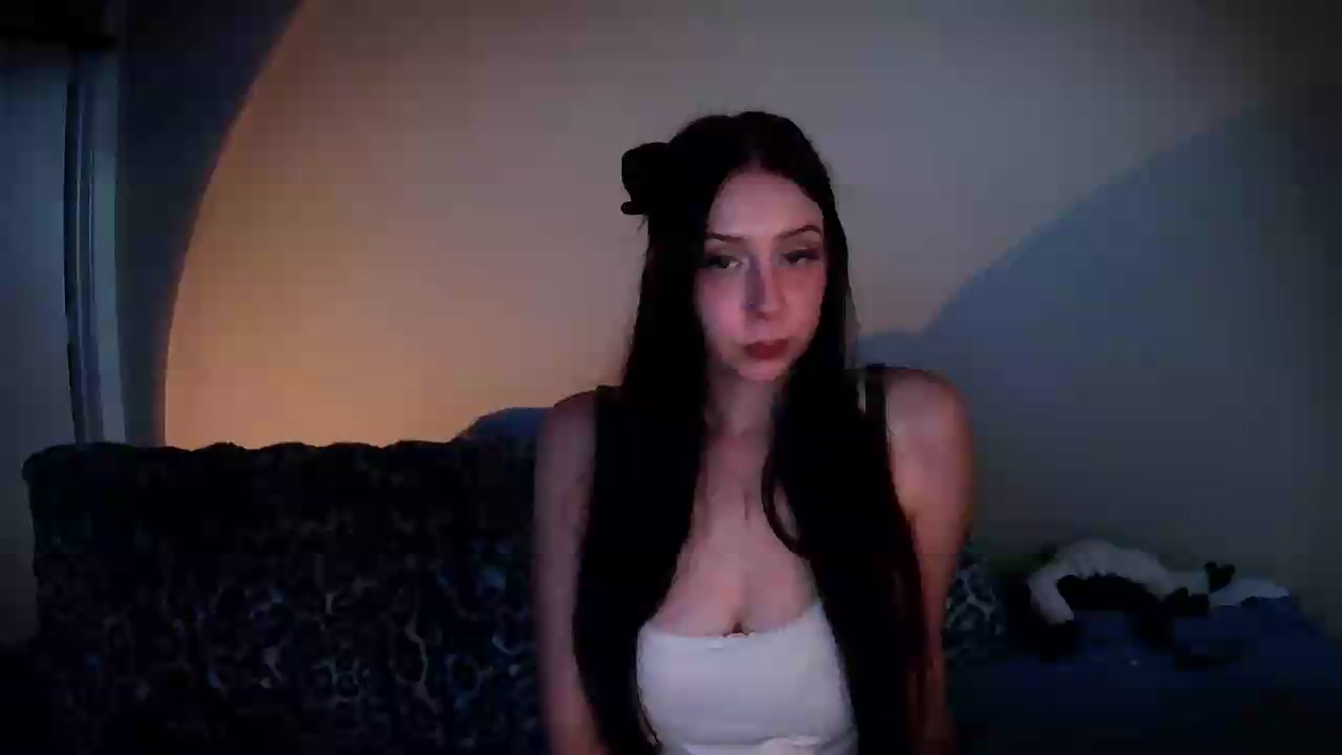 Gallery image thumbnail from Vixendrips's myfreecams stream on, 08/24/2026, 24:02 image 15 of 20