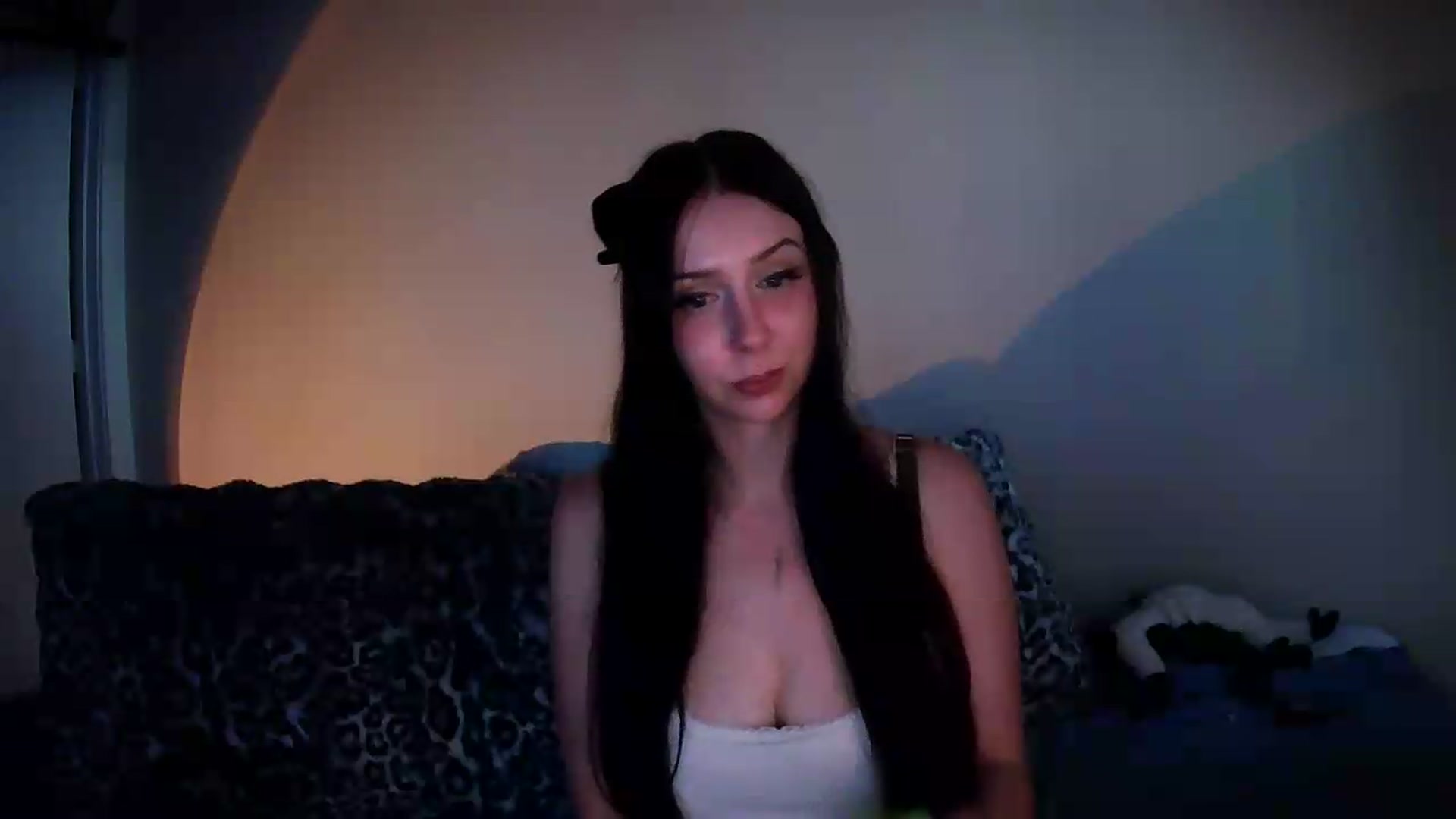 Gallery image thumbnail from Vixendrips's myfreecams stream on, 08/24/2026, 24:02 image 12 of 20