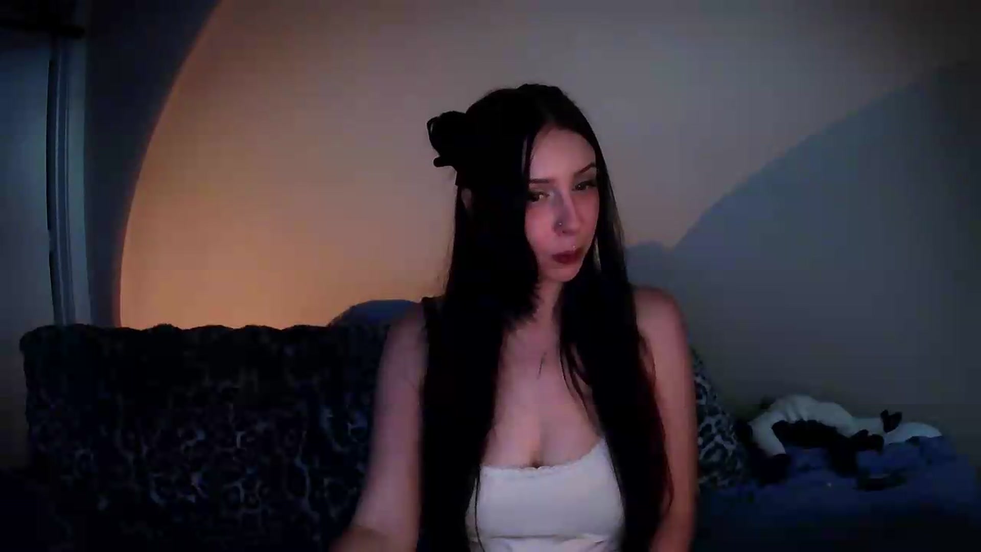 Gallery image thumbnail from Vixendrips's myfreecams stream on, 08/24/2026, 24:02 image 19 of 20