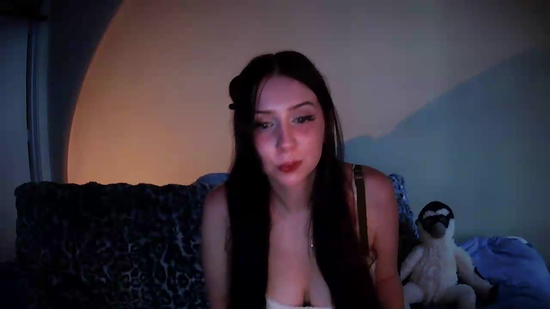Gallery image thumbnail from Vixendrips's myfreecams stream on, 08/24/2026, 24:28 image 12 of 20
