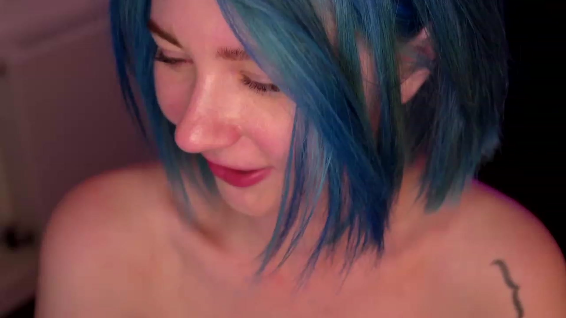 Gallery image thumbnail from Vixenp's myfreecams stream on, 07/10/2023, 24:07 image 18 of 20