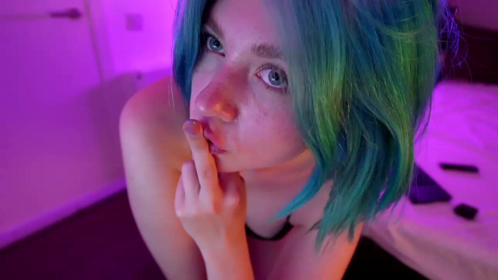 Gallery image thumbnail from Vixenp's myfreecams stream on, 08/27/2023, 23:42 image 10 of 20