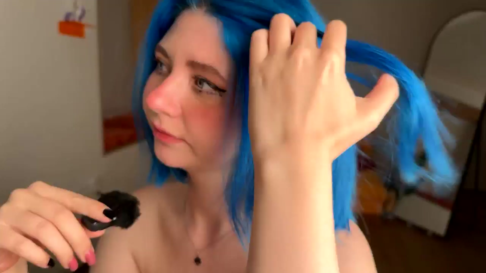 Gallery image thumbnail from Vixenp's myfreecams stream on, 06/14/2025, 22:54 image 6 of 20