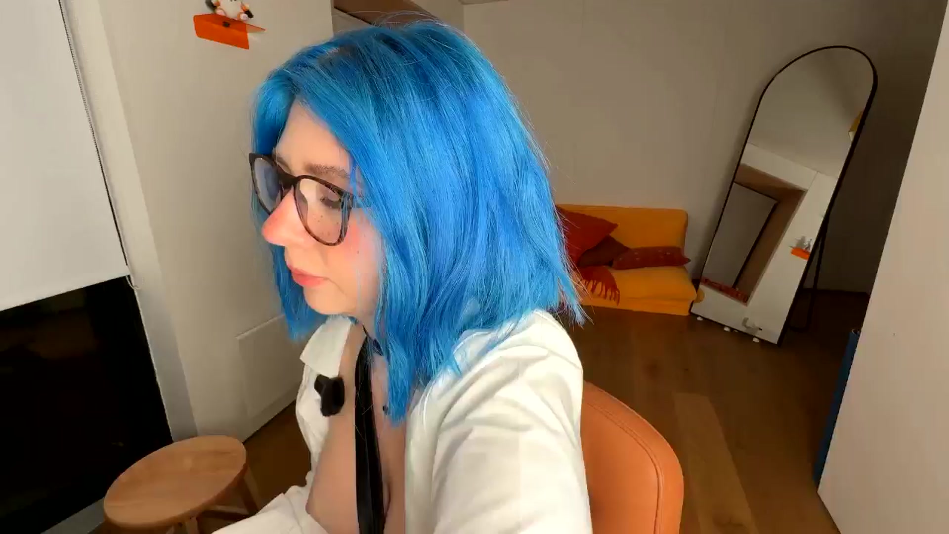 Gallery image thumbnail from Vixenp's myfreecams stream on, 06/15/2025, 22:14 image 18 of 20