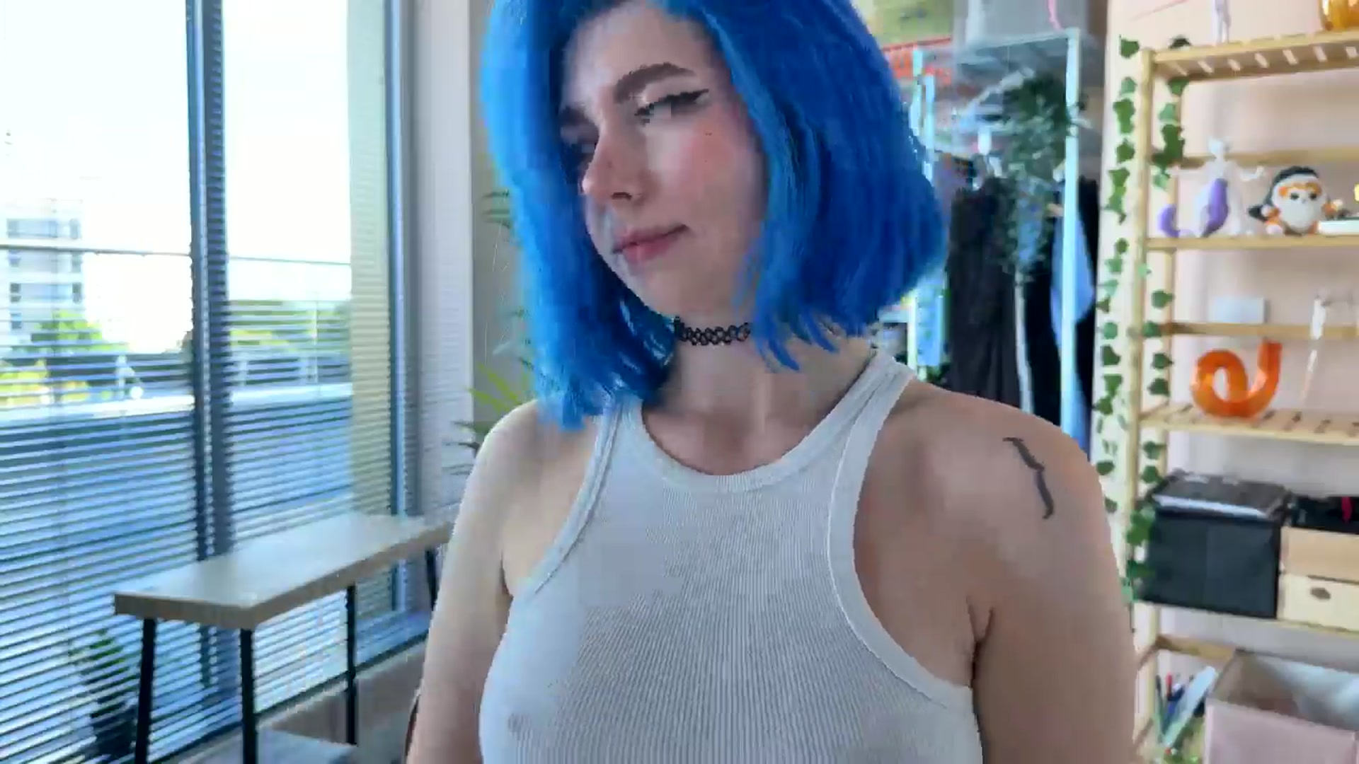 Gallery image thumbnail from Vixenp's myfreecams stream on, 08/31/2025, 17:19 image 16 of 20