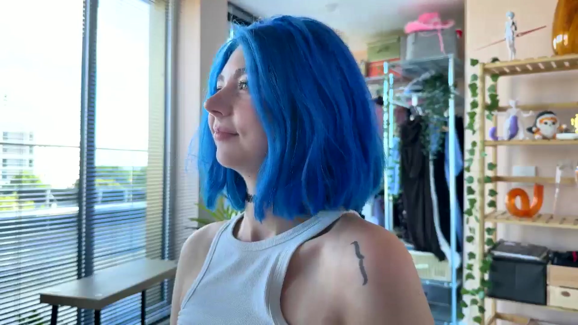 Gallery image thumbnail from Vixenp's myfreecams stream on, 08/31/2025, 17:19 image 15 of 20