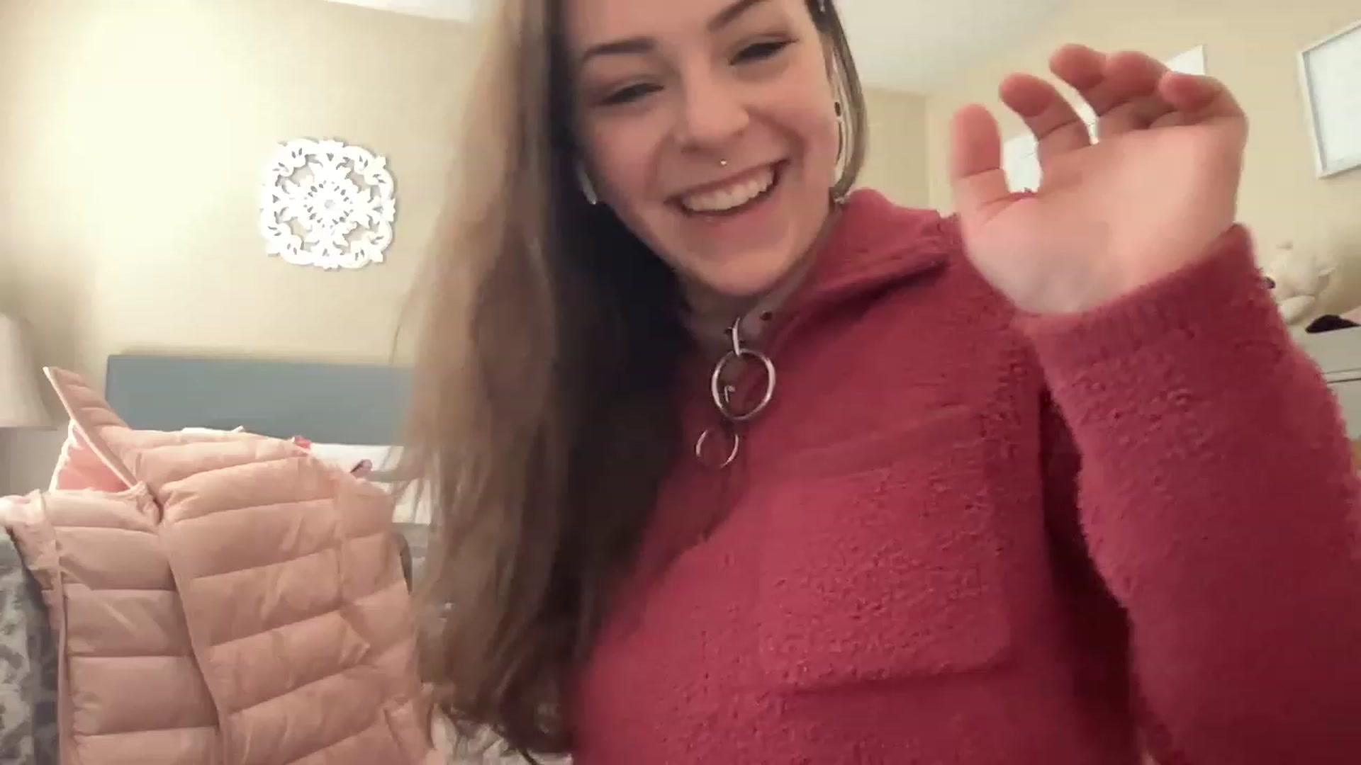 Gallery image thumbnail from Vixeyyy's myfreecams stream on, 03/16/2023, 15:23 image 14 of 20