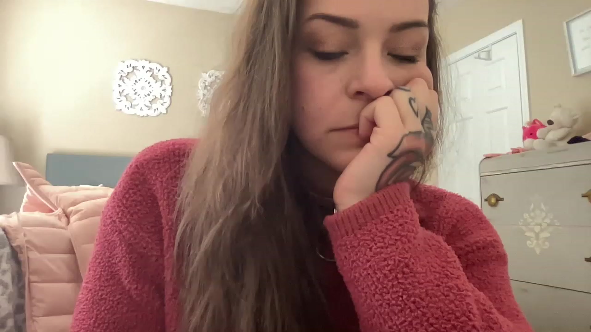 Gallery image thumbnail from Vixeyyy's myfreecams stream on, 03/16/2023, 15:23 image 2 of 20
