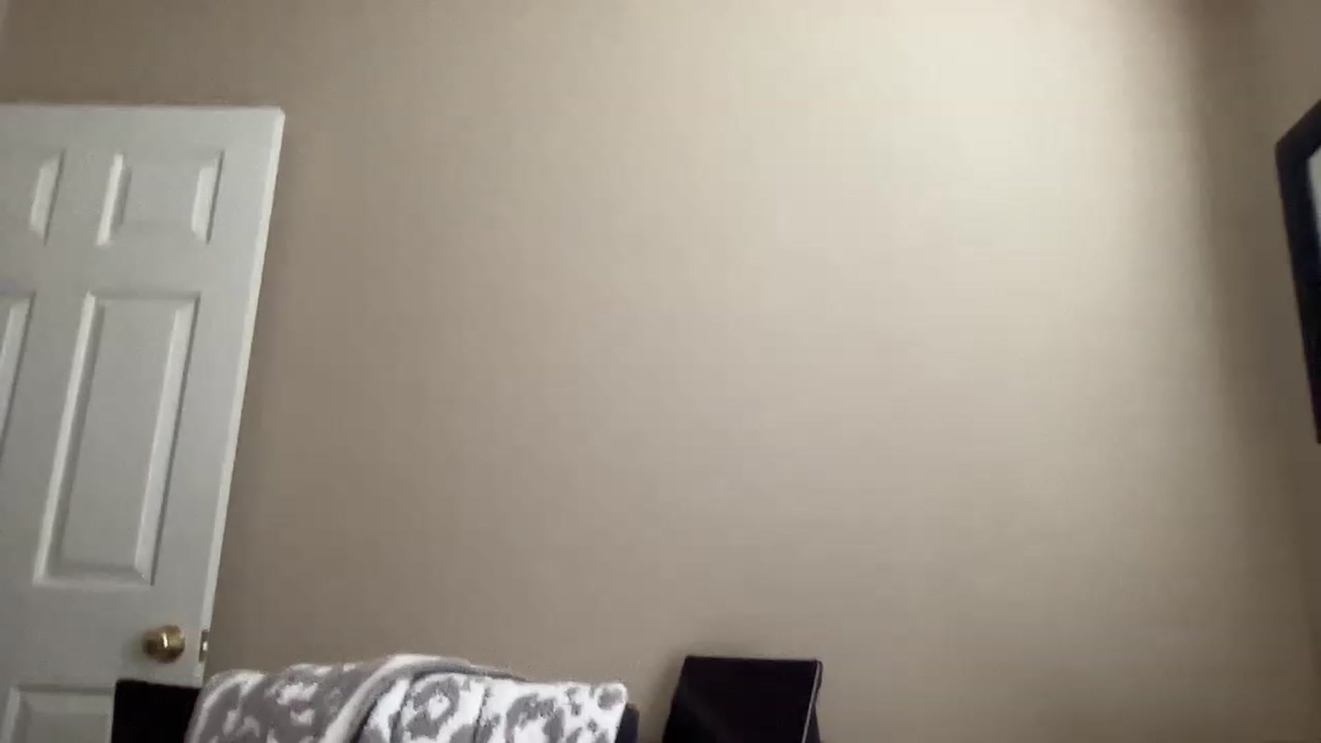 Gallery image thumbnail from Vixeyyy's myfreecams stream on, 03/24/2023, 13:52 image 1 of 20