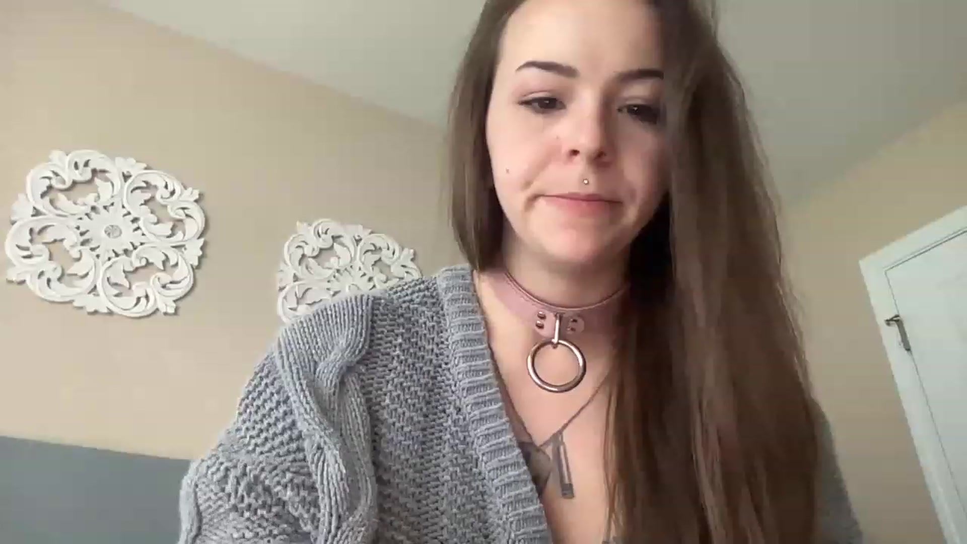 Gallery image thumbnail from Vixeyyy's myfreecams stream on, 03/29/2023, 13:59 image 1 of 20