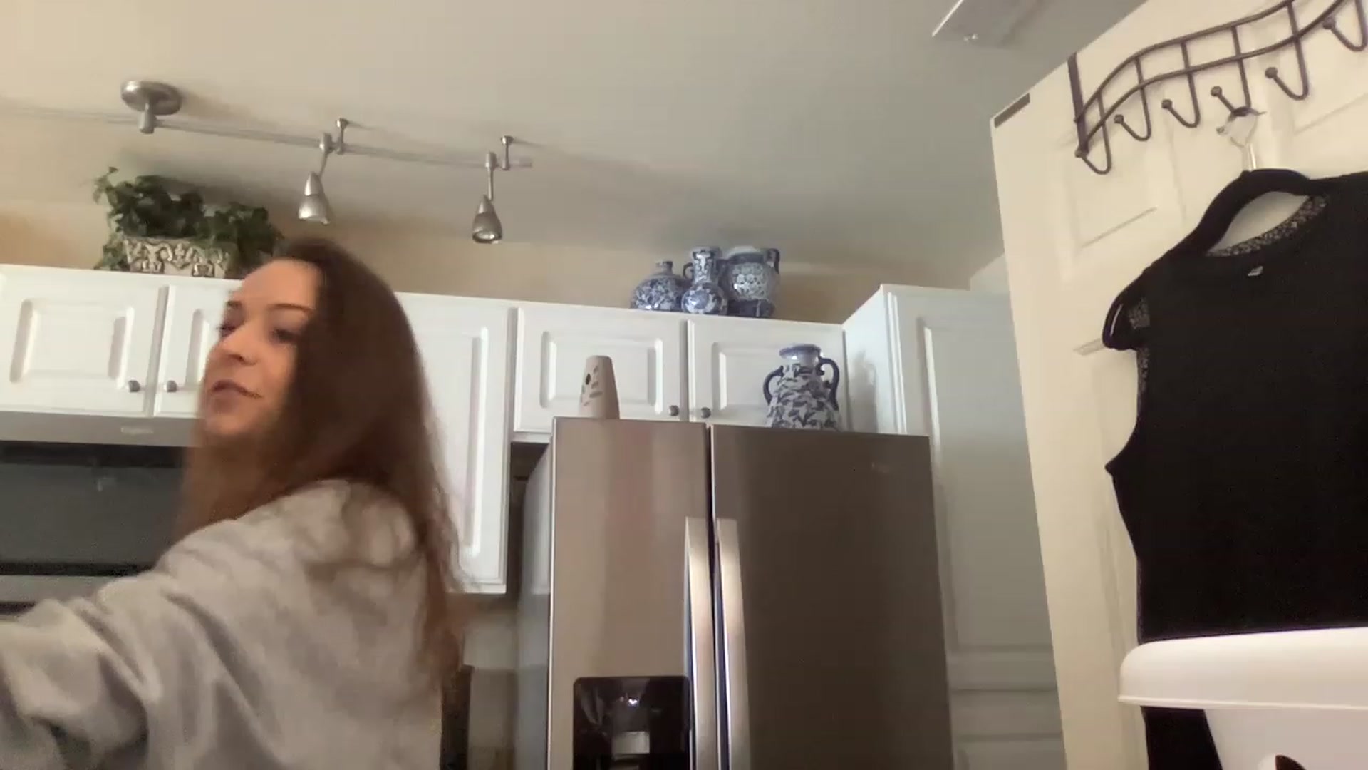 Gallery image thumbnail from Vixeyyy's myfreecams stream on, 06/07/2023, 15:23 image 20 of 20