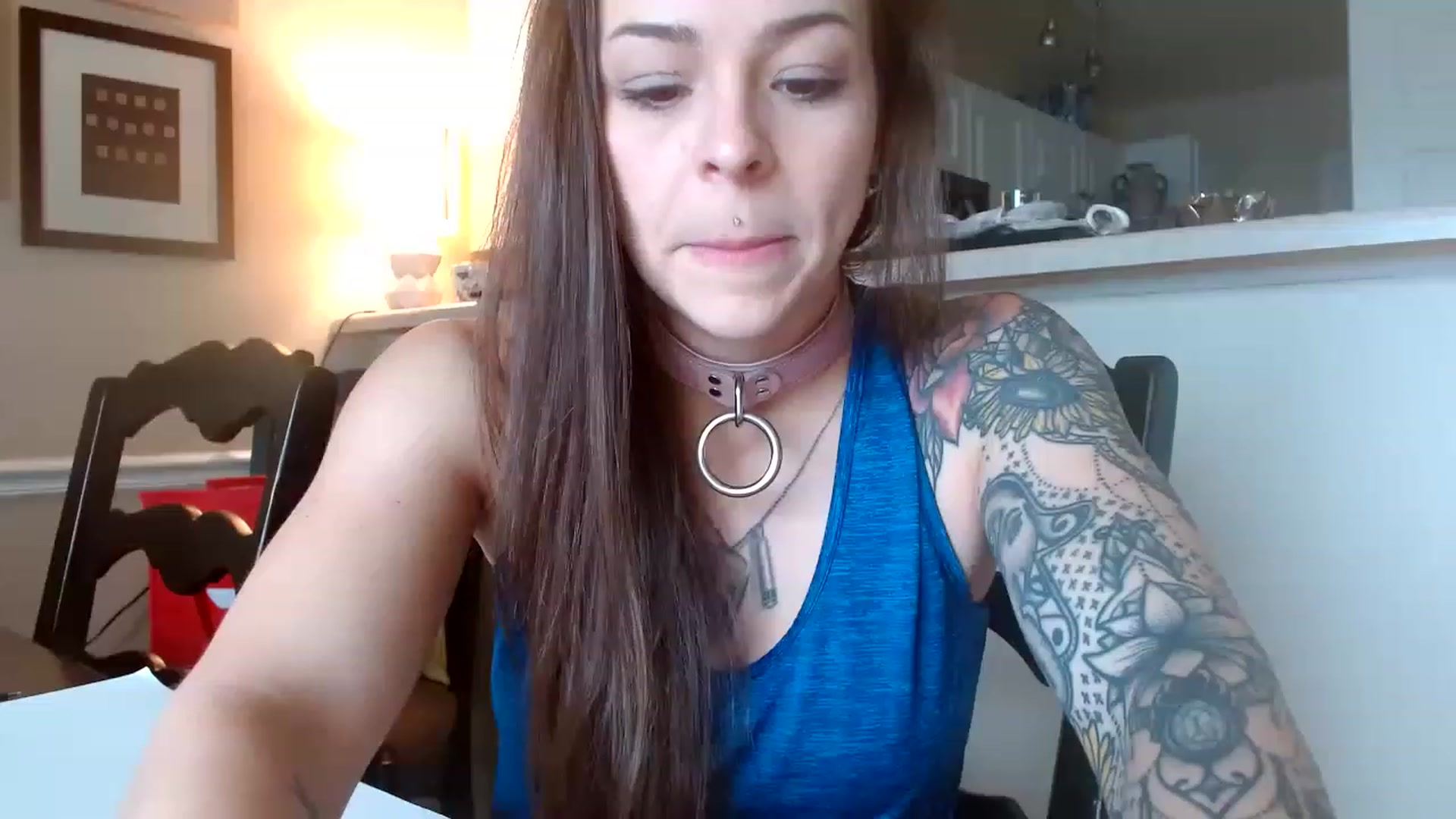Gallery image thumbnail from Vixeyyy's myfreecams stream on, 06/07/2023, 18:12 image 3 of 20