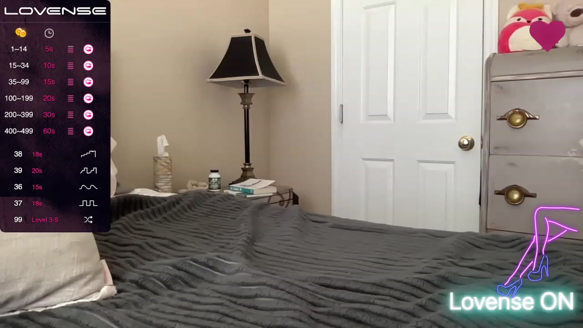 Gallery image thumbnail from Vixeyyy's myfreecams stream on, 07/11/2023, 17:55 image 8 of 20