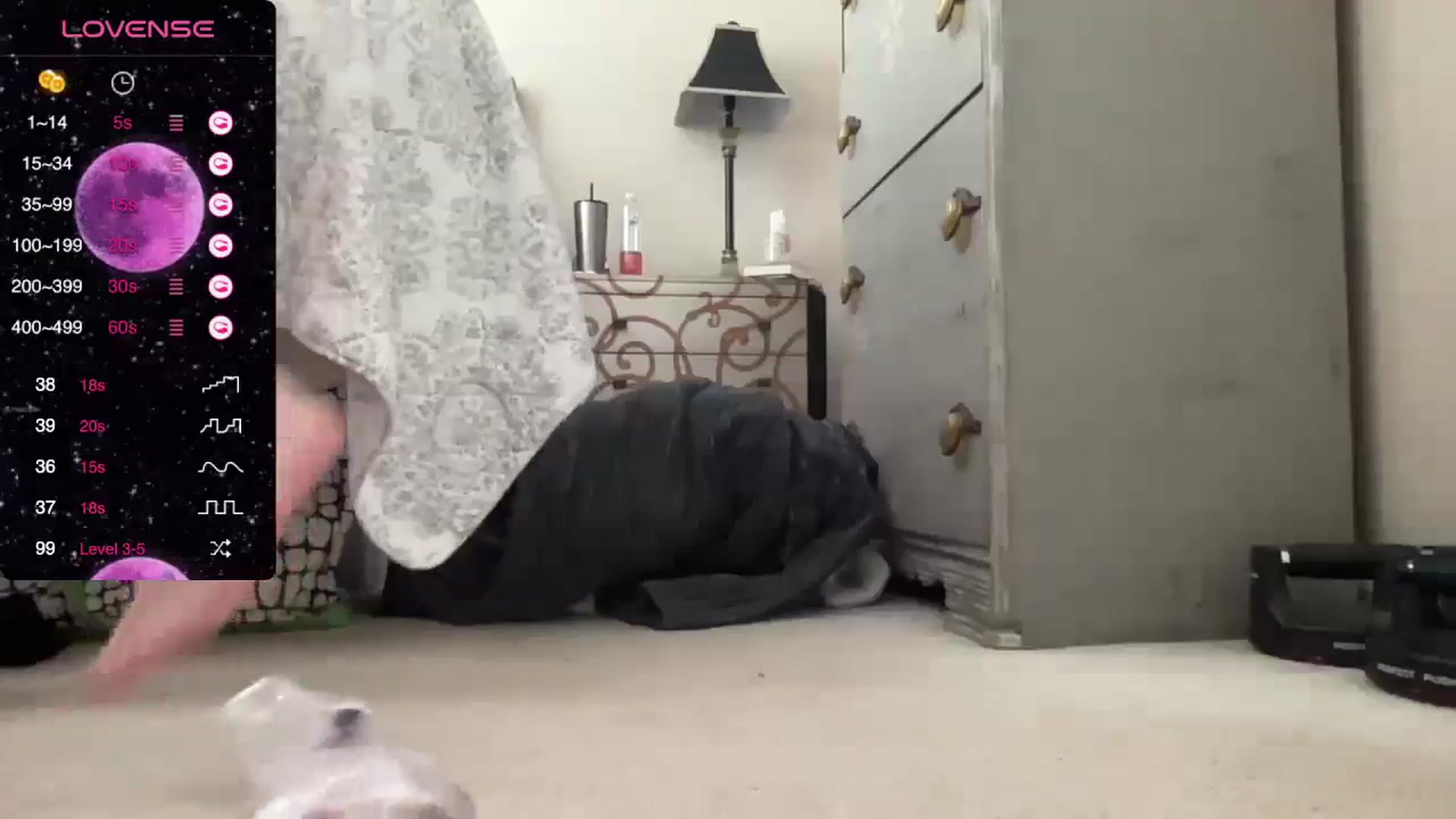 Gallery image thumbnail from Vixeyyy's myfreecams stream on, 09/08/2023, 18:36 image 16 of 20