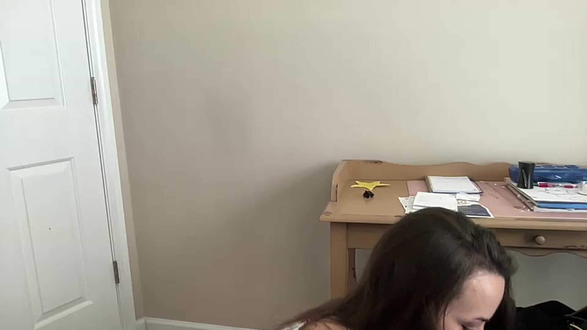 Gallery image thumbnail from Vixeyyy's myfreecams stream on, 10/24/2023, 14:28 image 17 of 20