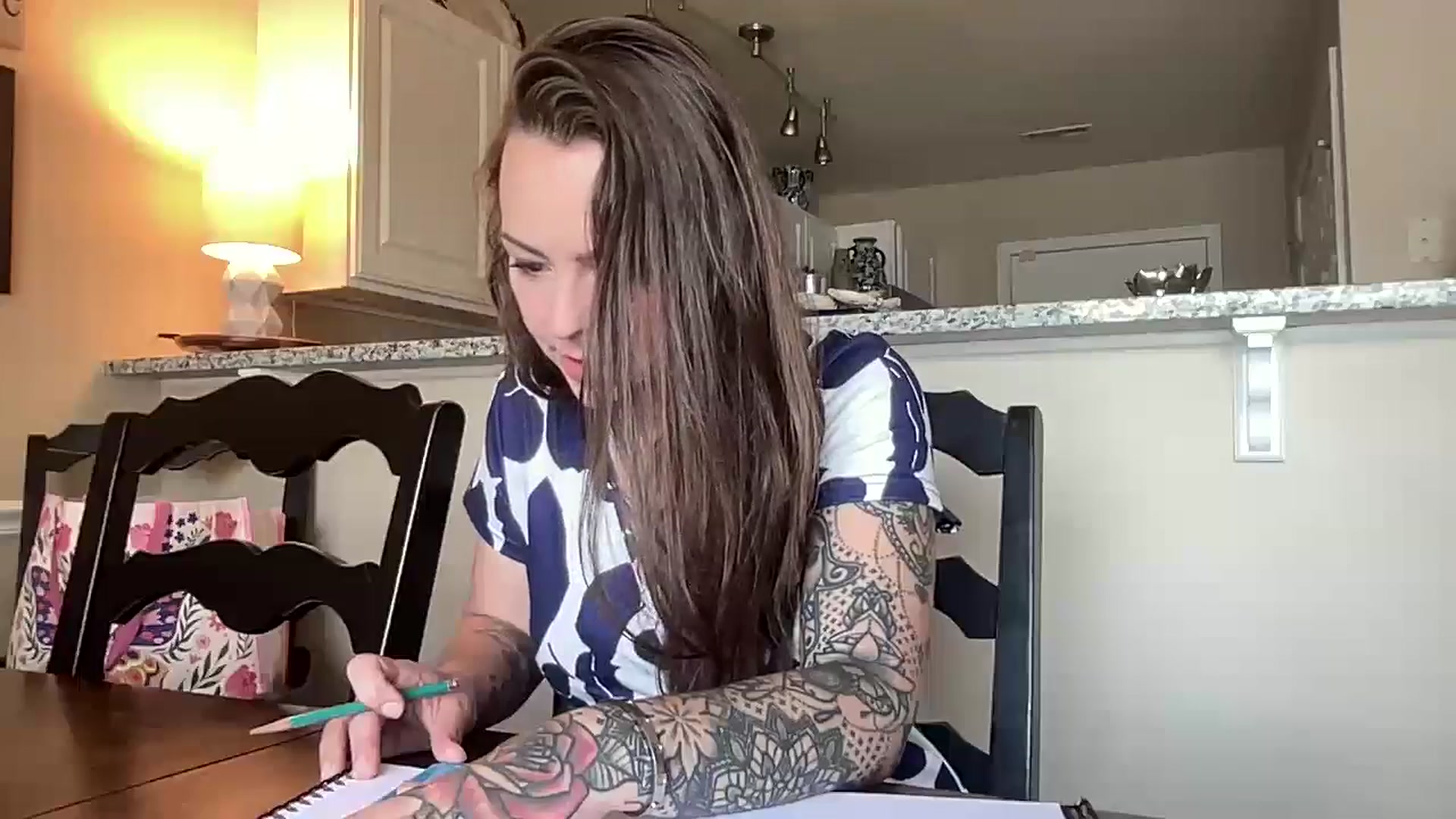 Gallery image thumbnail from Vixeyyy's myfreecams stream on, 06/30/2024, 16:31 image 4 of 20