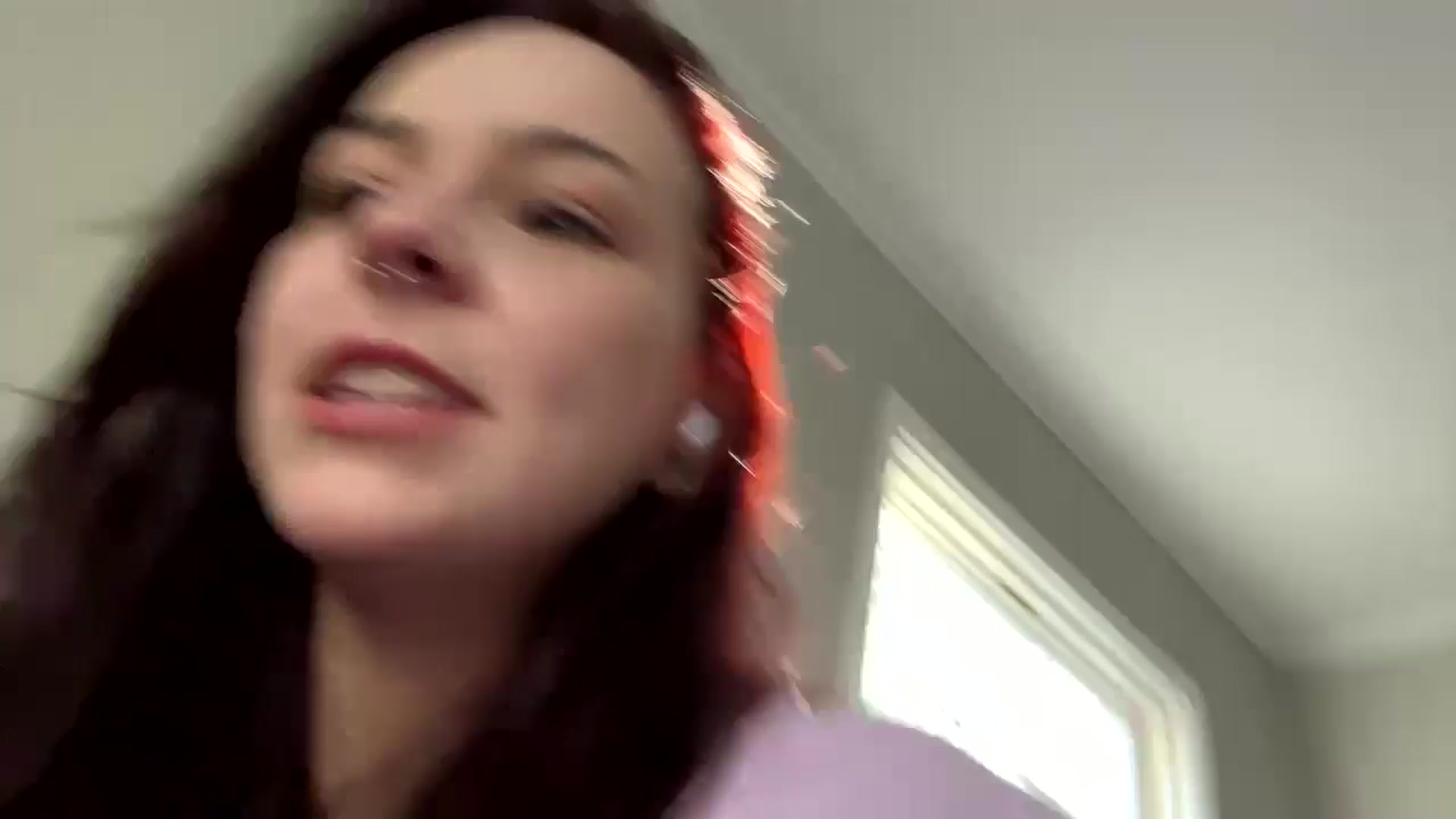 Gallery image thumbnail from Vixeyyy's myfreecams stream on, 01/02/2025, 22:03 image 1 of 20