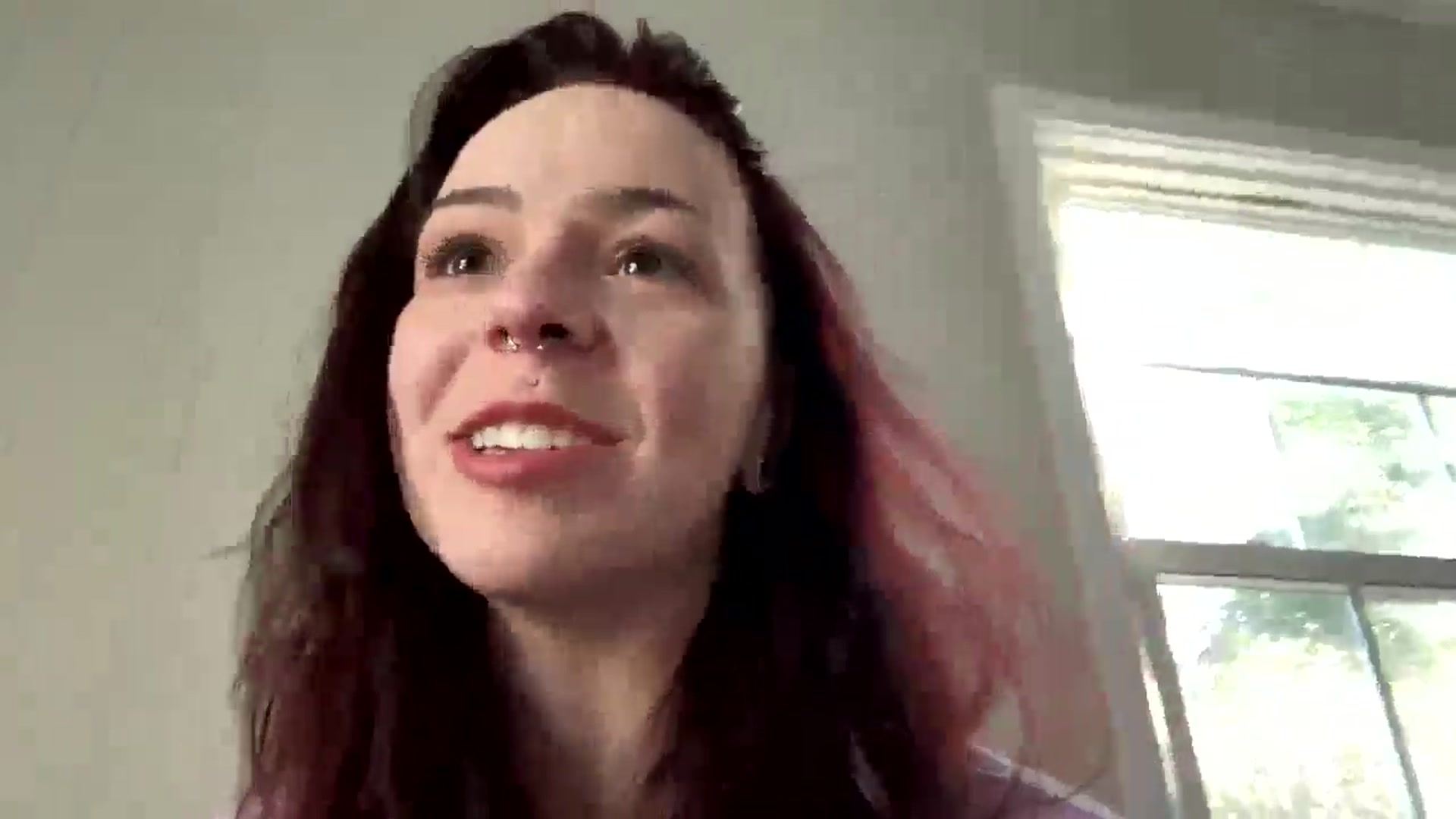 Gallery image thumbnail from Vixeyyy's myfreecams stream on, 01/02/2025, 22:03 image 2 of 20