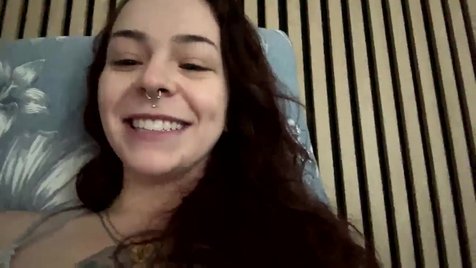 Gallery image thumbnail from Vixeyyy's myfreecams stream on, 02/27/2025, 23:22 image 9 of 20