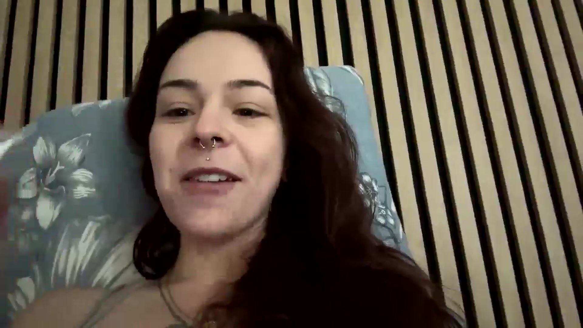 Gallery image thumbnail from Vixeyyy's myfreecams stream on, 02/27/2025, 23:22 image 6 of 20