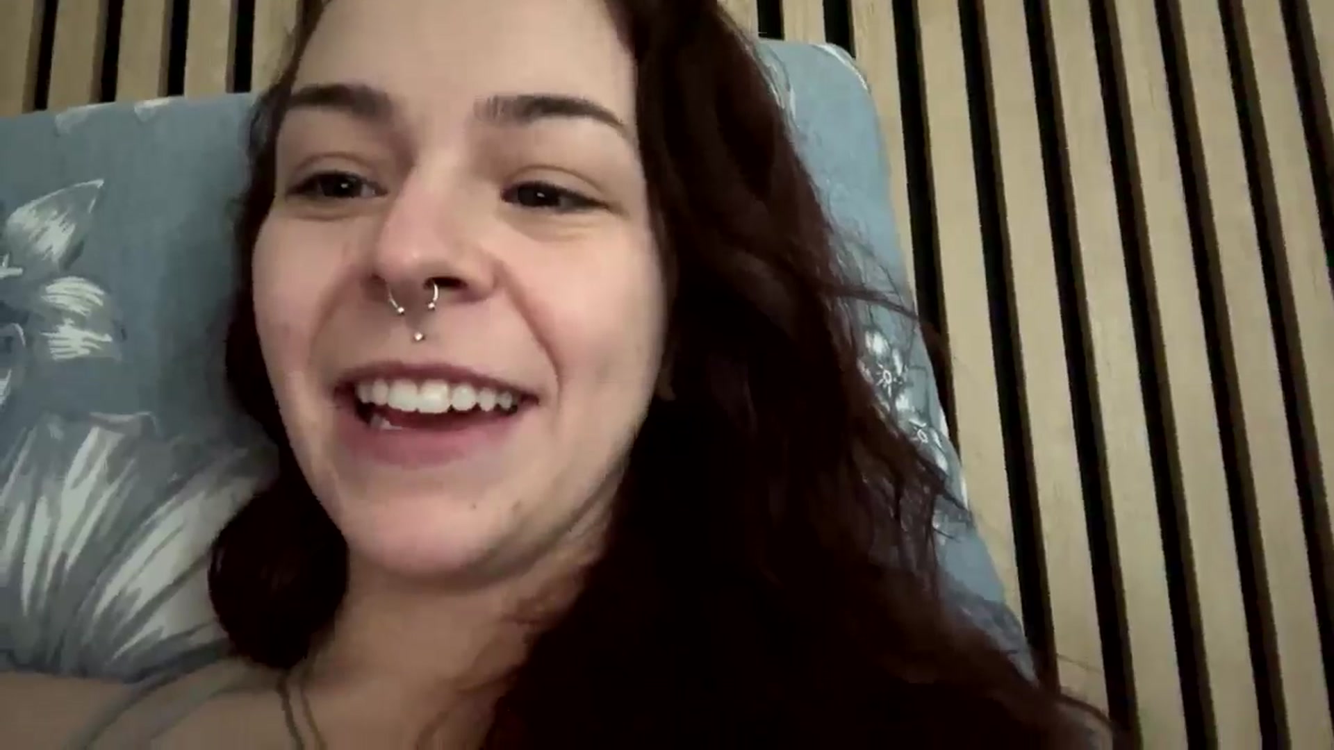 Gallery image thumbnail from Vixeyyy's myfreecams stream on, 02/27/2025, 23:22 image 10 of 20