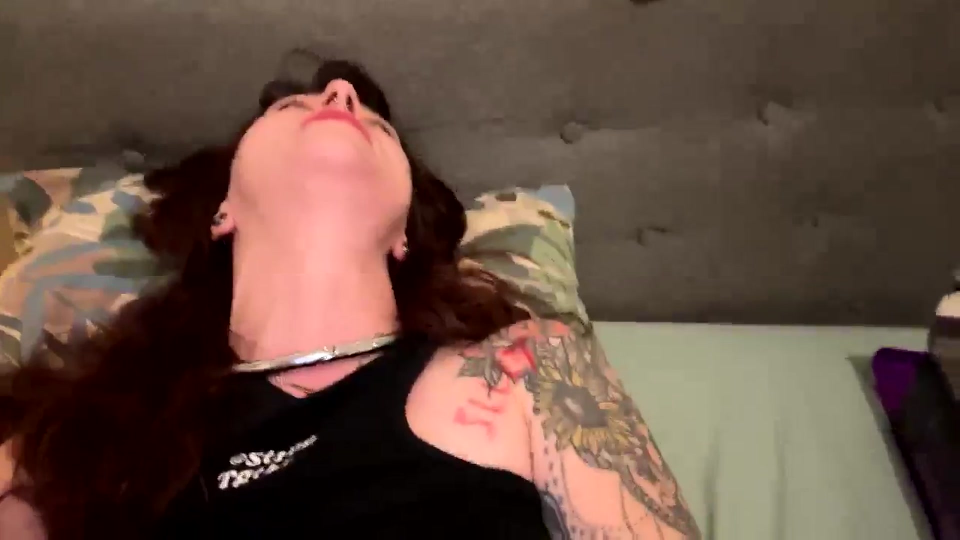 Gallery image thumbnail from Vixeyyy's myfreecams stream on, 03/09/2025, 22:17 image 14 of 20