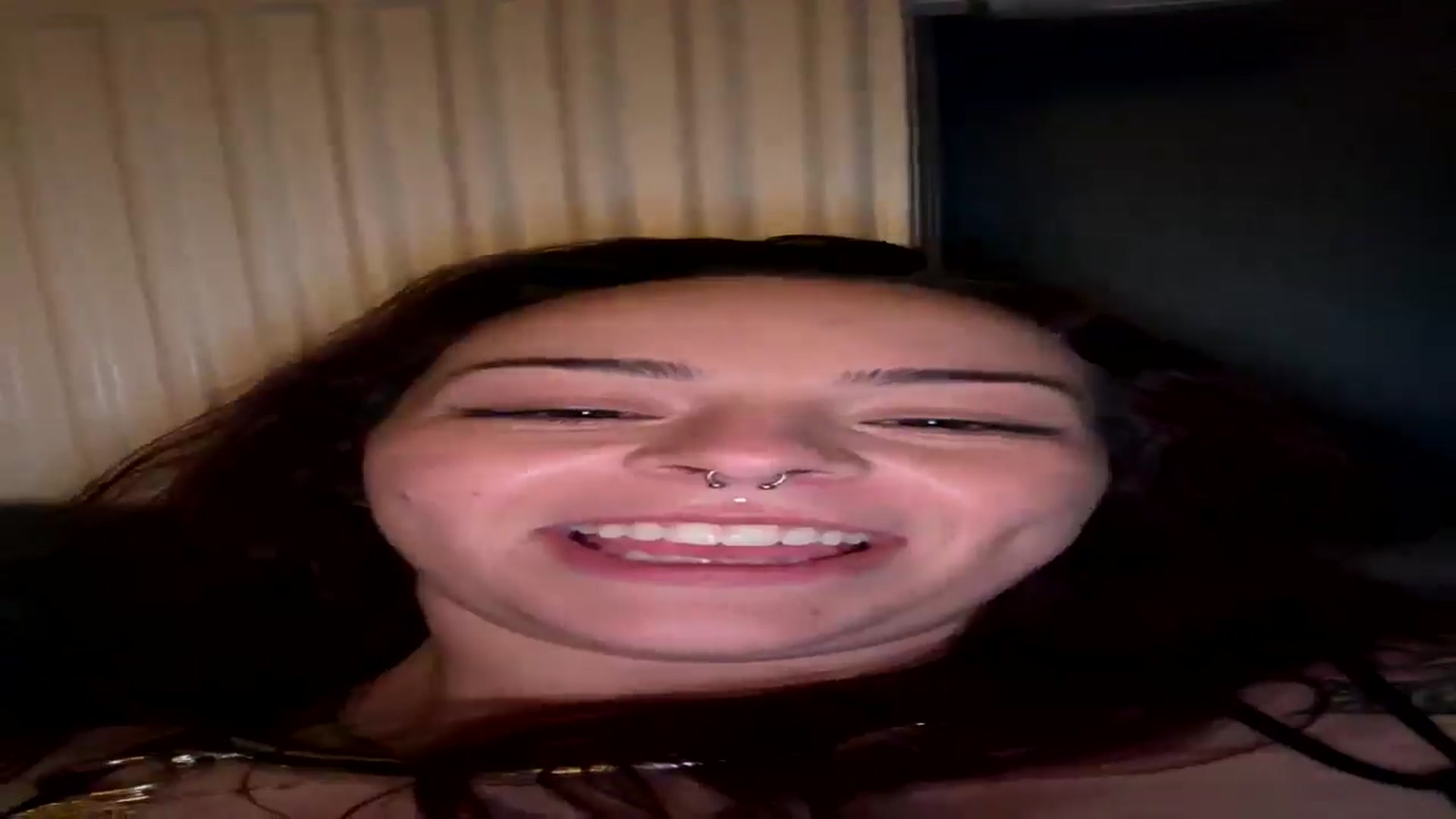 Gallery image thumbnail from Vixeyyy's myfreecams stream on, 03/10/2025, 23:49 image 20 of 20