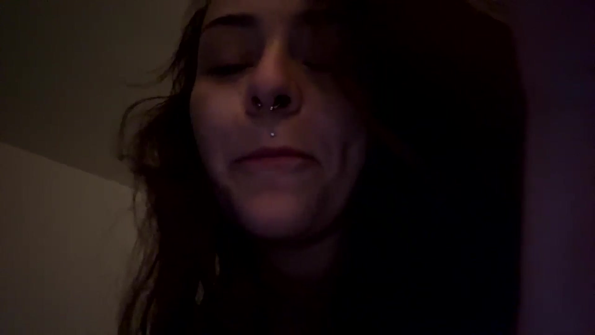 Gallery image thumbnail from Vixeyyy's myfreecams stream on, 03/14/2025, 23:47 image 20 of 20