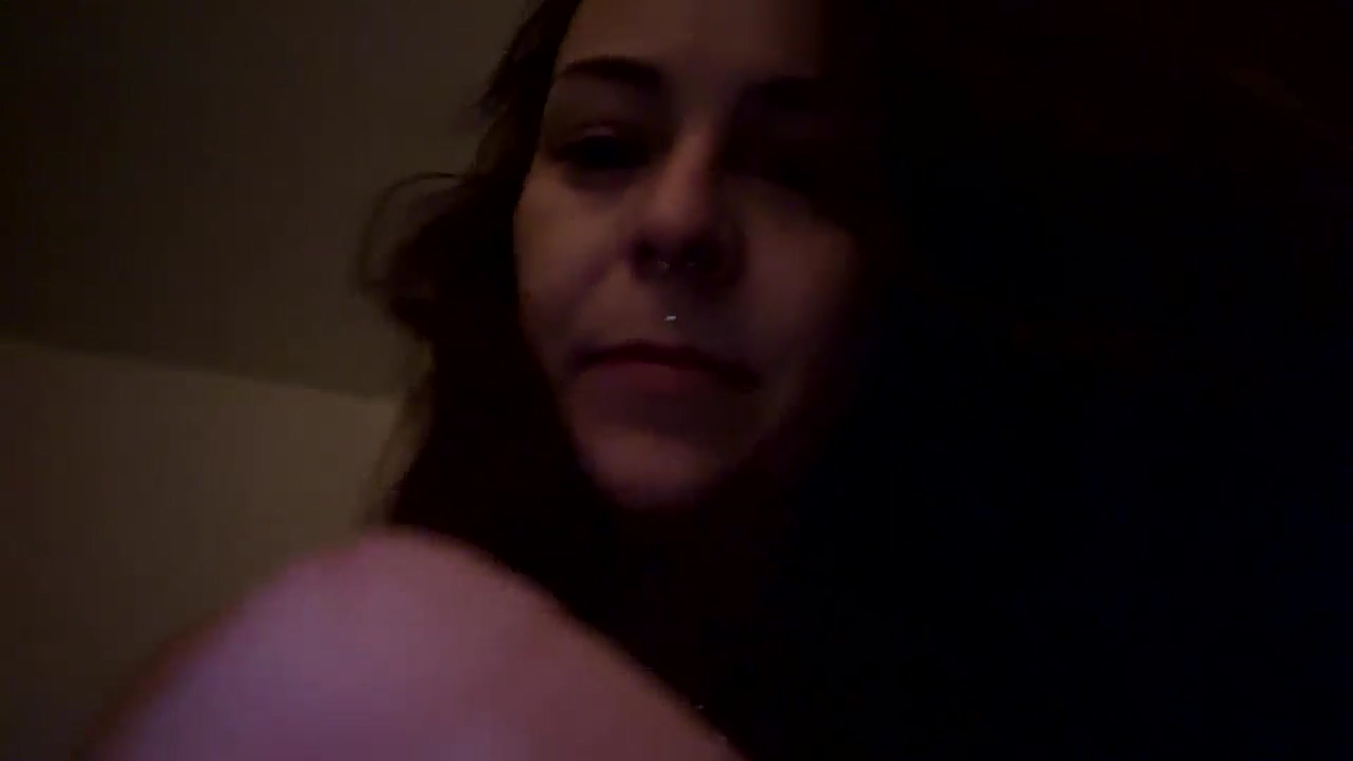 Gallery image thumbnail from Vixeyyy's myfreecams stream on, 03/14/2025, 23:47 image 14 of 20