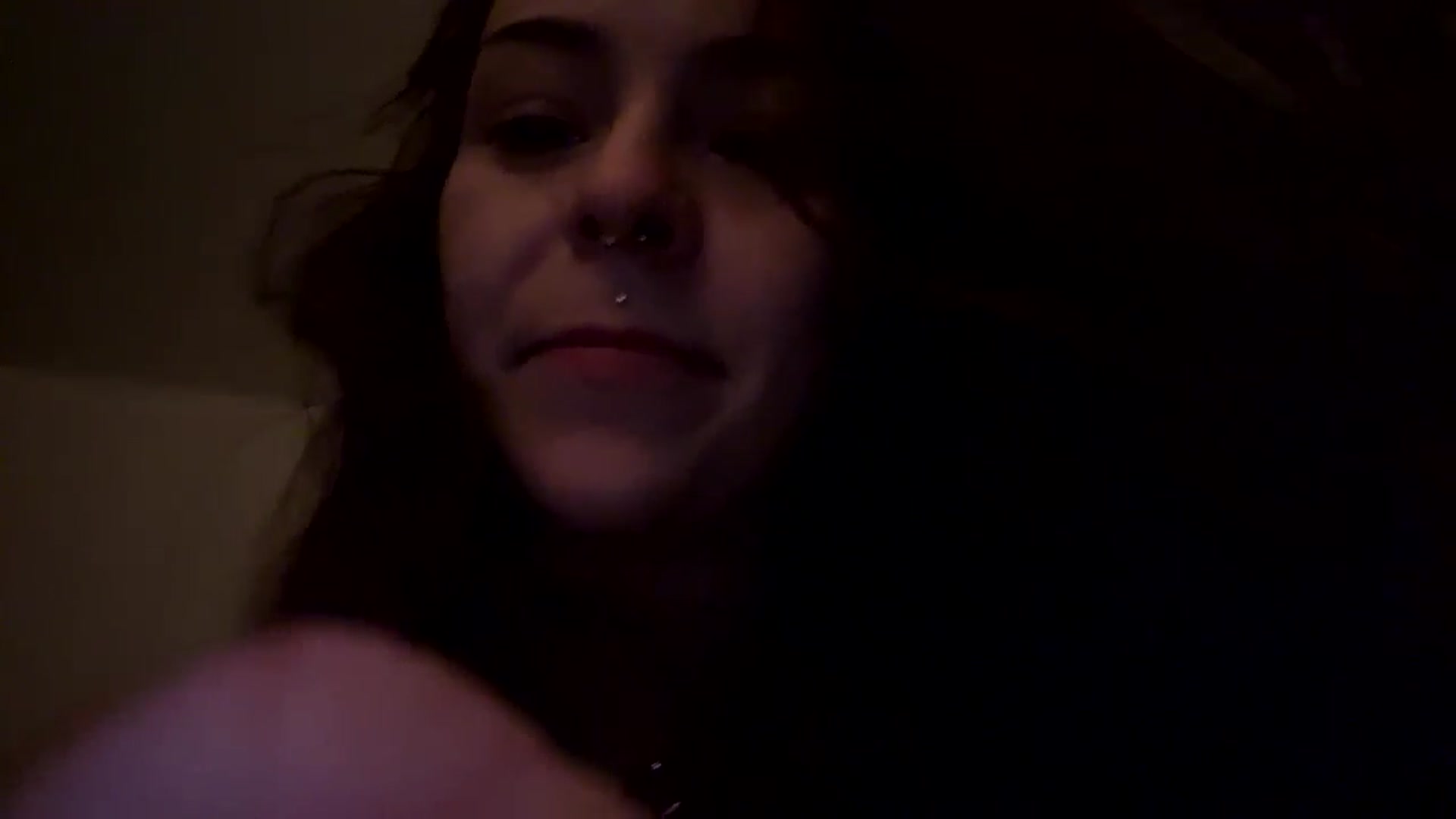 Gallery image thumbnail from Vixeyyy's myfreecams stream on, 03/14/2025, 23:47 image 13 of 20