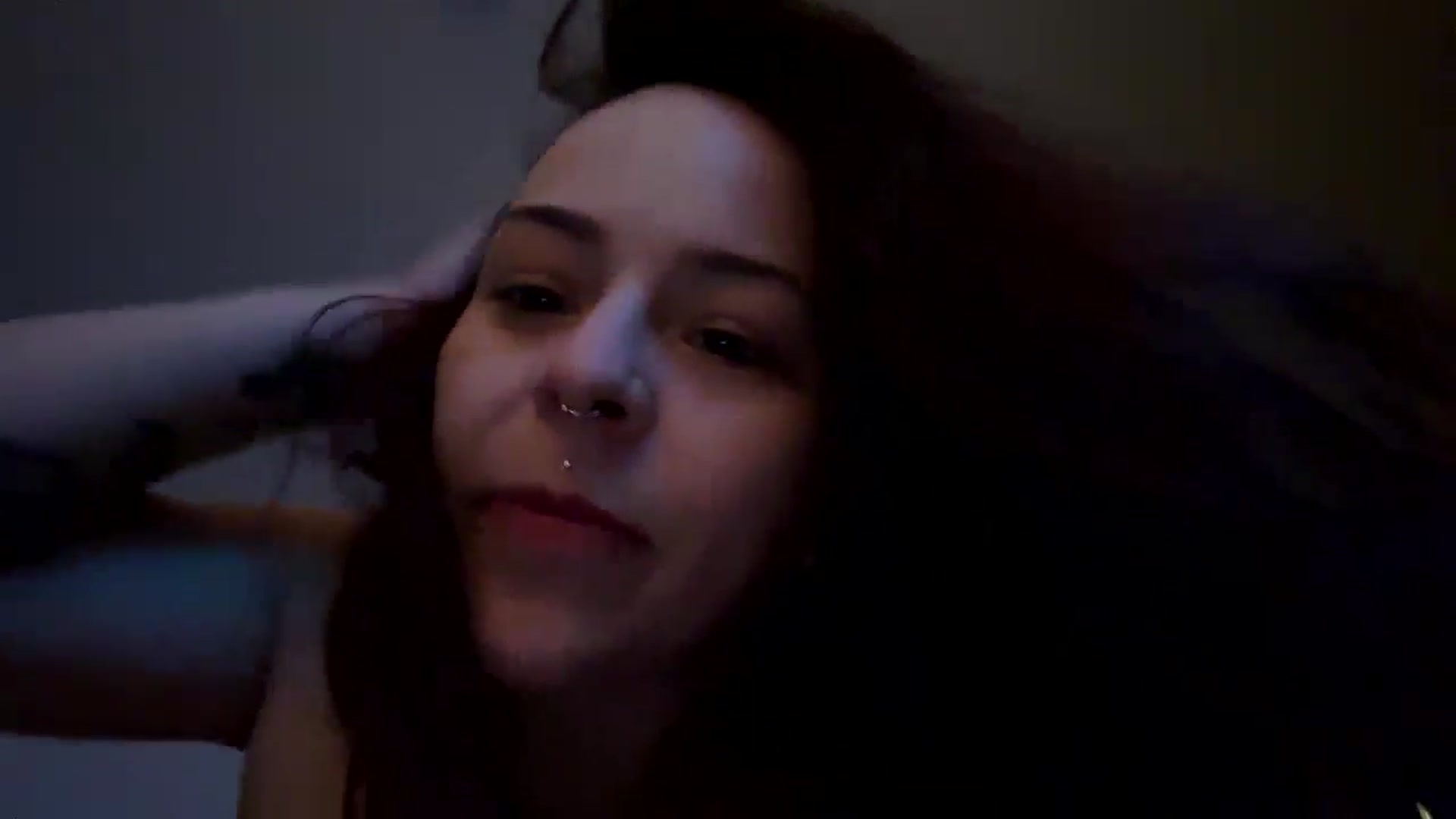 Gallery image thumbnail from Vixeyyy's myfreecams stream on, 03/14/2025, 23:47 image 10 of 20