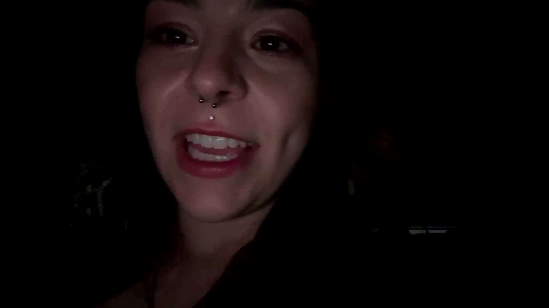 Gallery image thumbnail from Vixeyyy's myfreecams stream on, 03/15/2025, 21:38 image 9 of 20