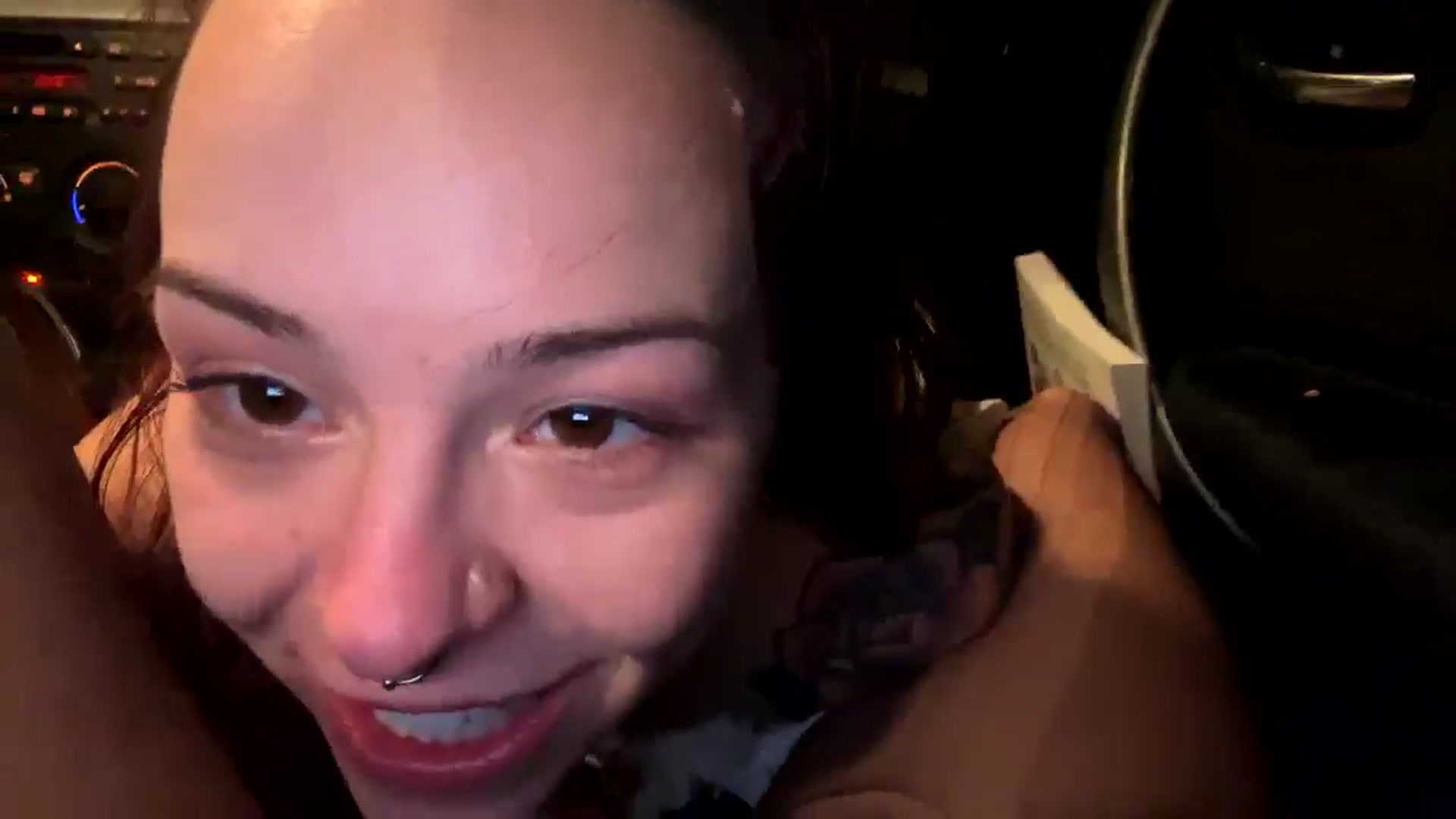 Gallery image thumbnail from Vixeyyy's myfreecams stream on, 03/15/2025, 21:38 image 16 of 20