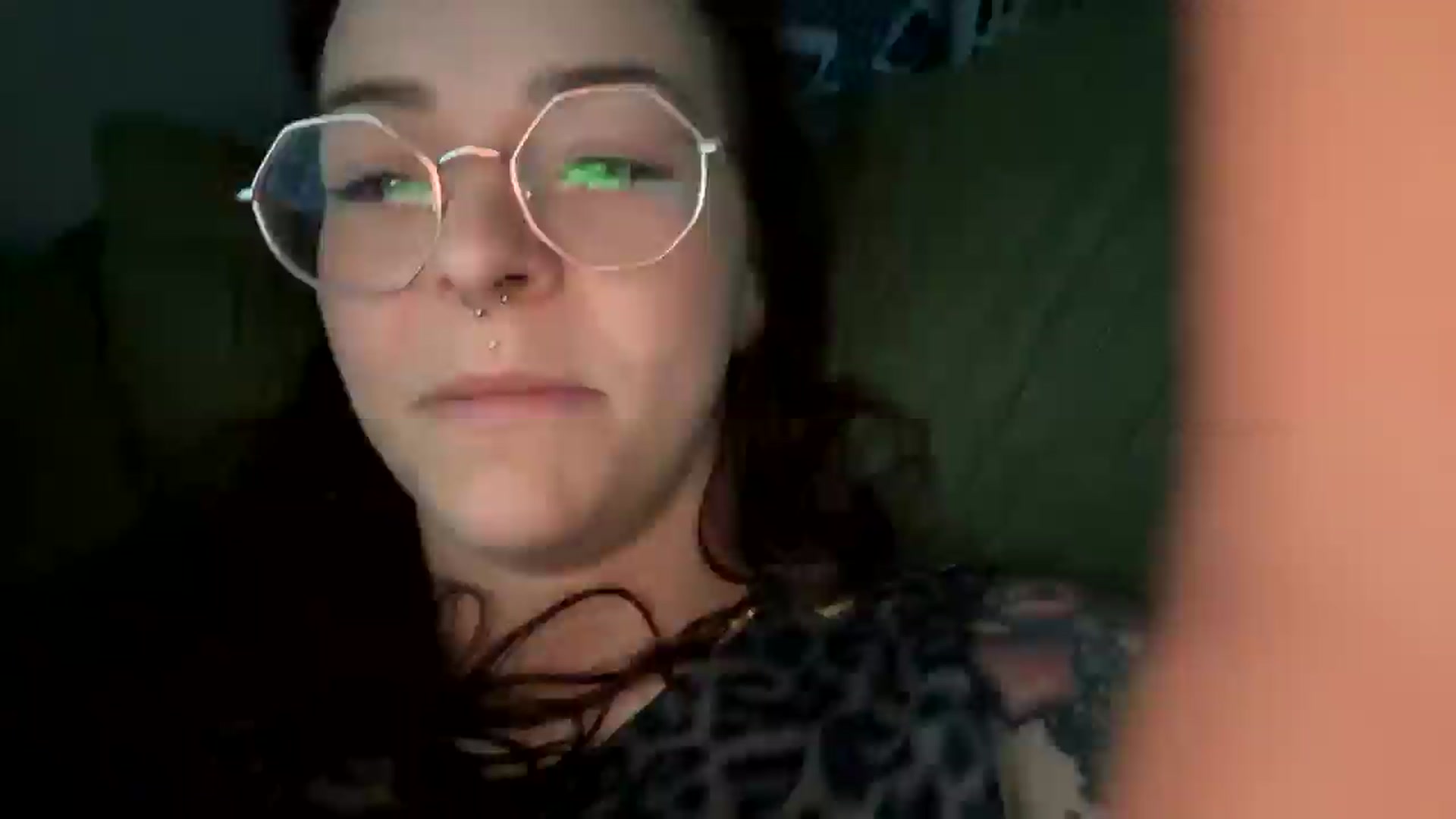 Gallery image thumbnail from Vixeyyy's myfreecams stream on, 05/05/2025, 23:34 image 2 of 20