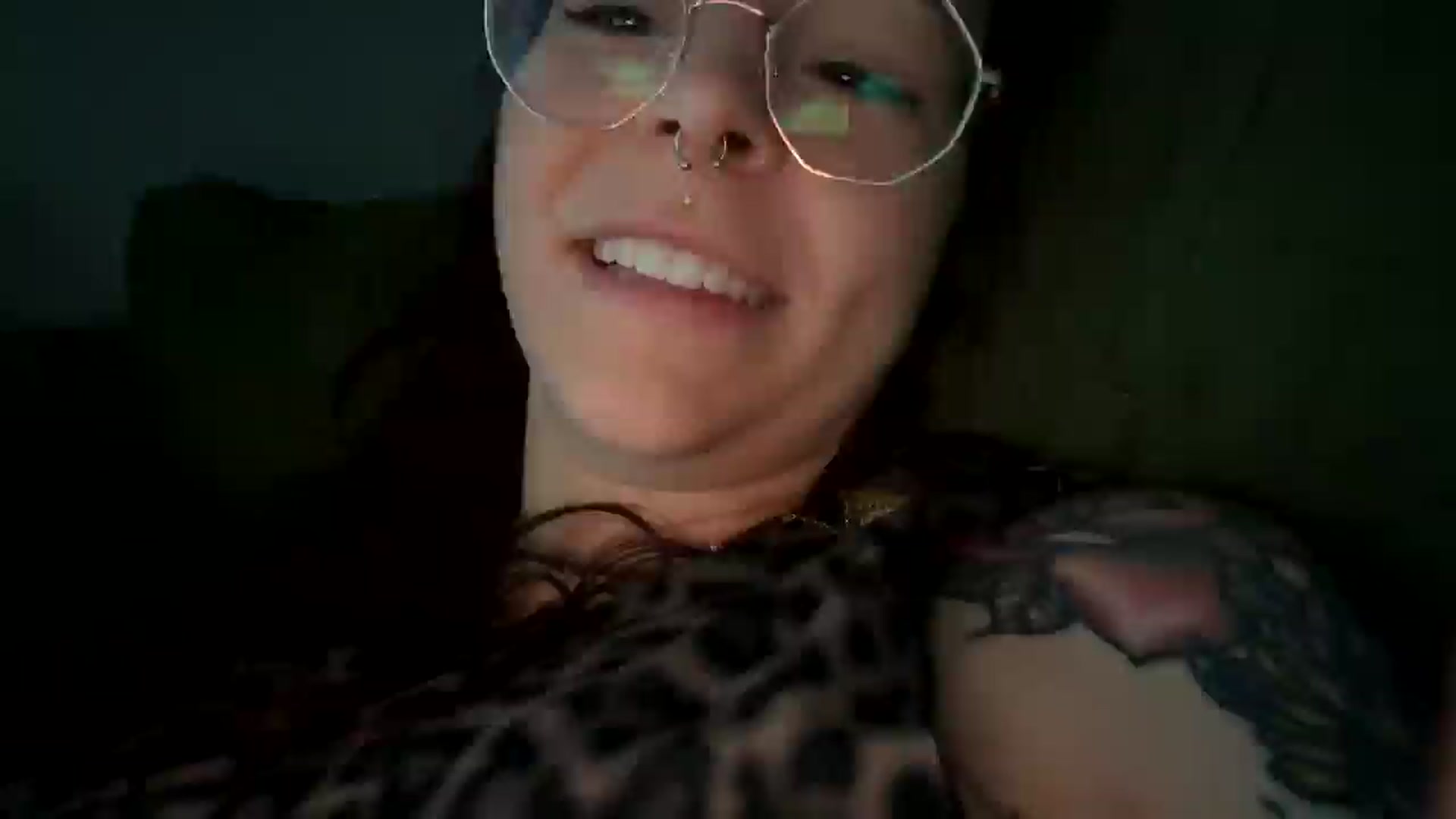 Gallery image thumbnail from Vixeyyy's myfreecams stream on, 05/05/2025, 23:34 image 11 of 20