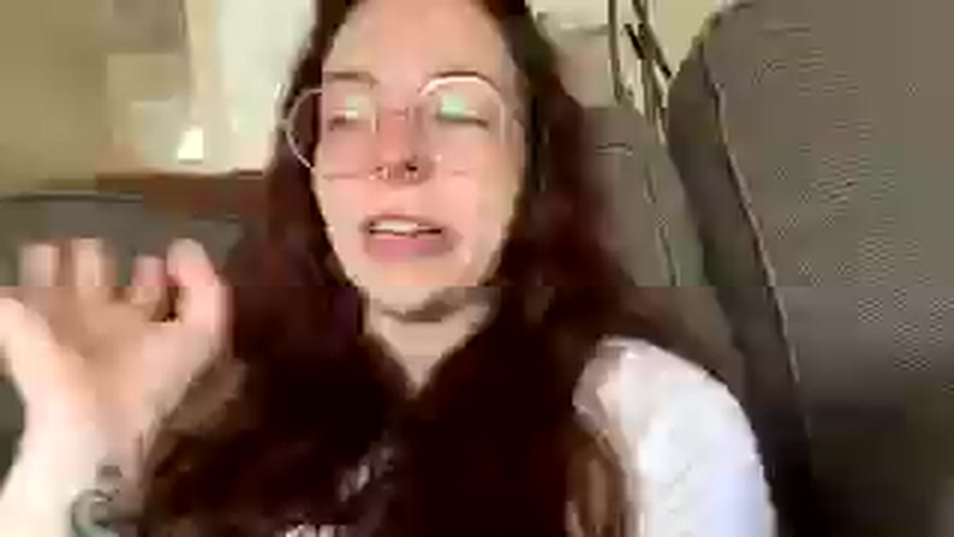 Gallery image thumbnail from Vixeyyy's myfreecams stream on, 07/20/2025, 14:22 image 8 of 20