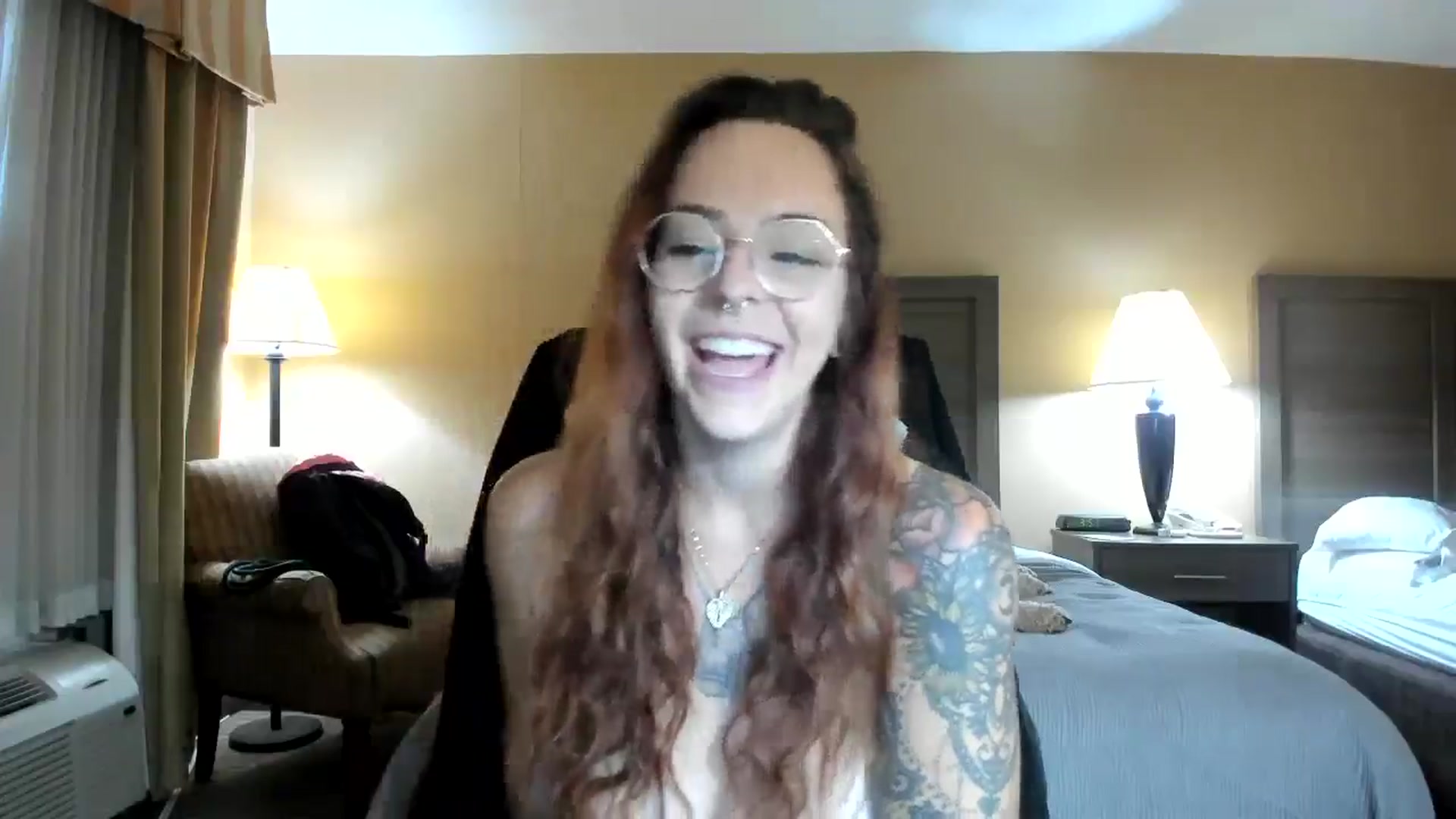Gallery image thumbnail from Vixeyyy's myfreecams stream on, 10/03/2025, 20:10 image 20 of 20