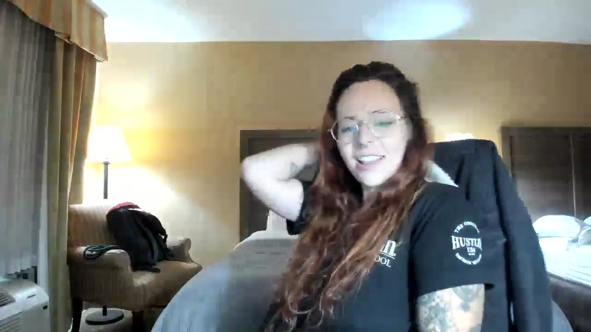 Gallery image thumbnail from Vixeyyy's myfreecams stream on, 10/03/2025, 20:10 image 4 of 20