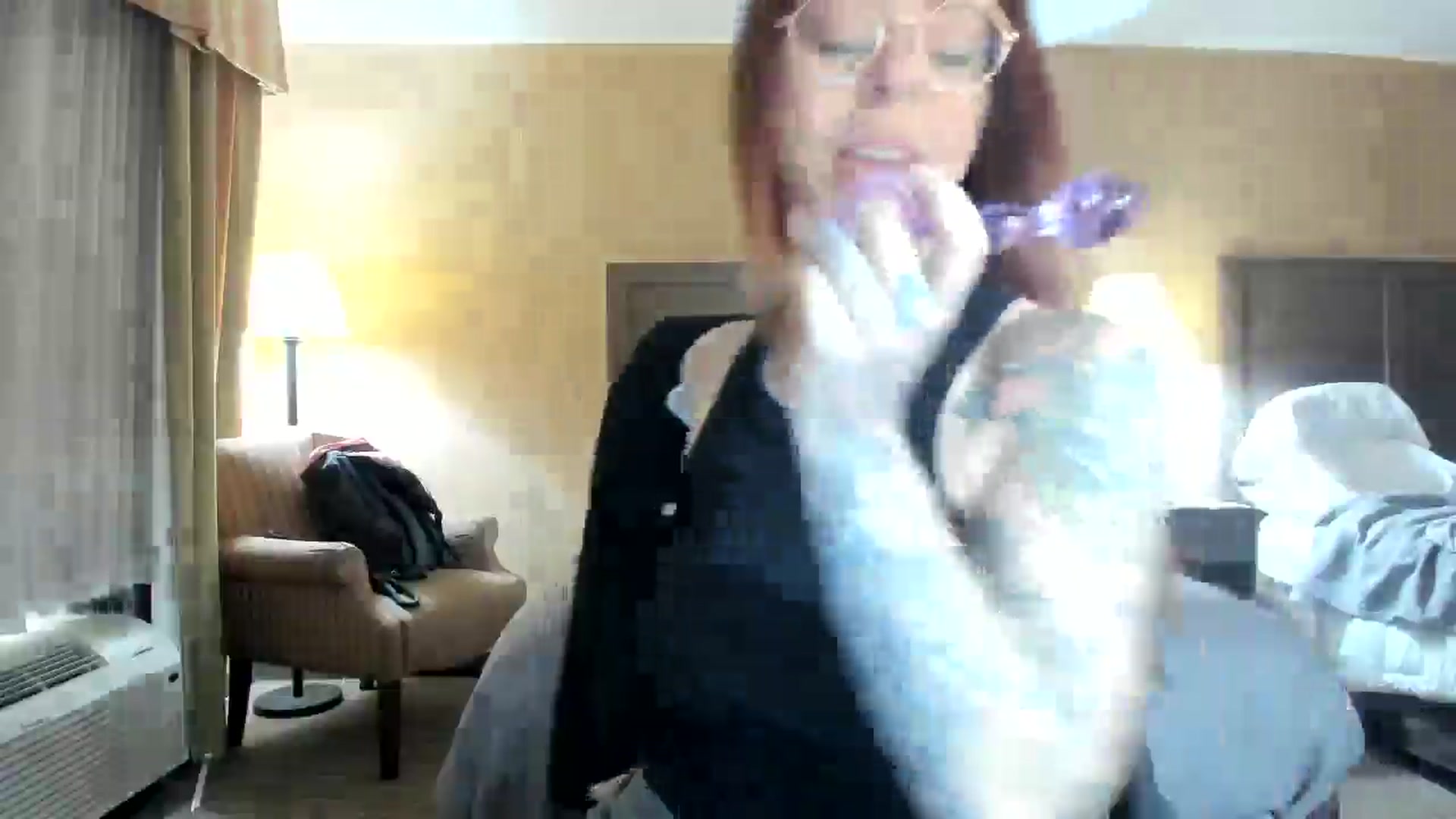 Gallery image thumbnail from Vixeyyy's myfreecams stream on, 10/12/2025, 18:17 image 4 of 20