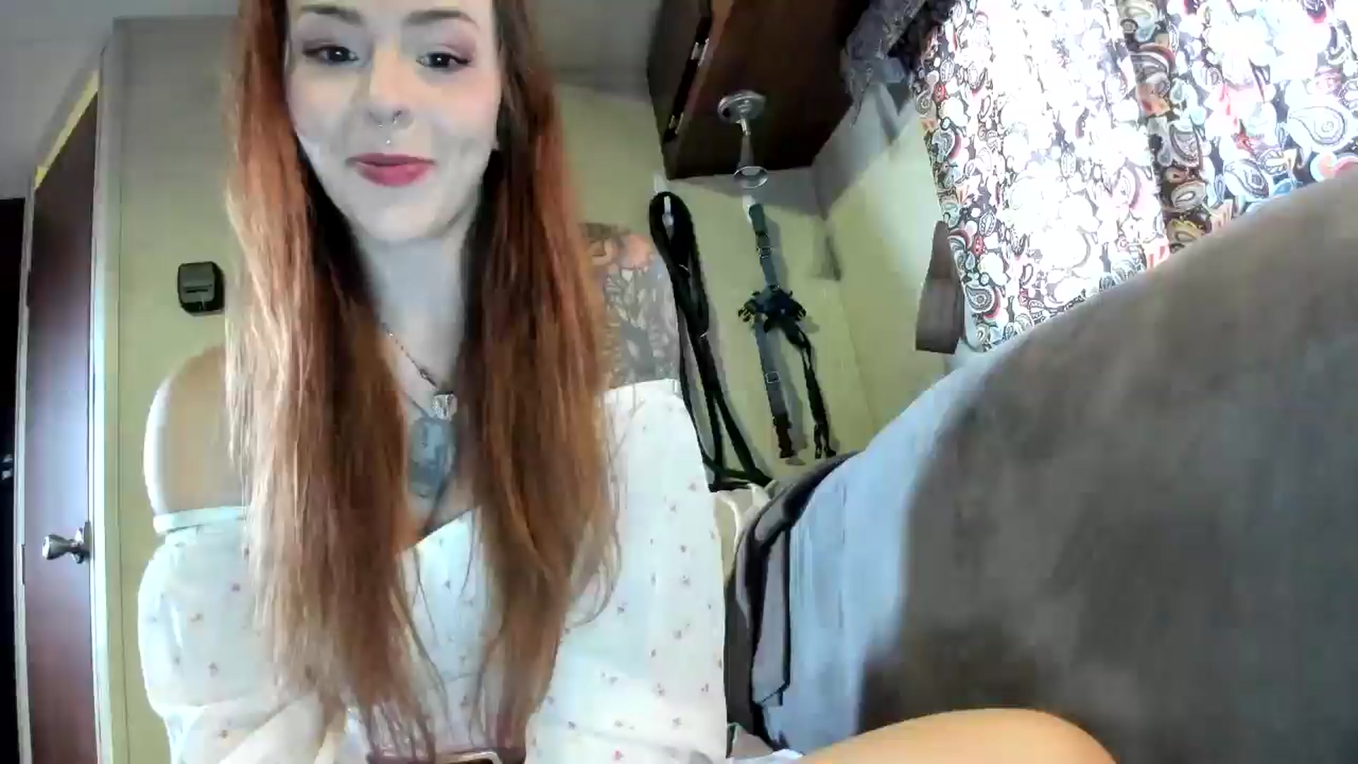 Gallery image thumbnail from Vixeyyy's myfreecams stream on, 11/07/2025, 19:22 image 15 of 20