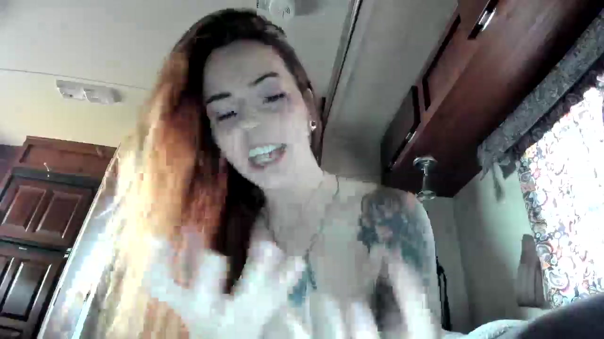 Gallery image thumbnail from Vixeyyy's myfreecams stream on, 11/18/2025, 18:46 image 20 of 20