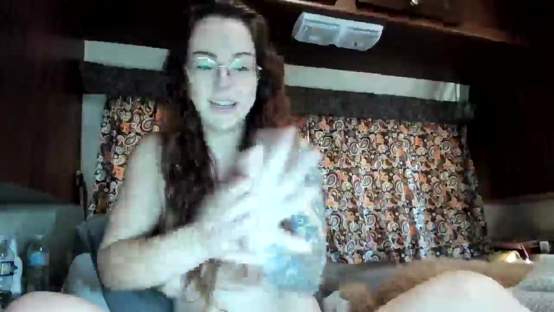 Gallery image thumbnail from Vixeyyy's myfreecams stream on, 12/19/2025, 19:15 image 18 of 20